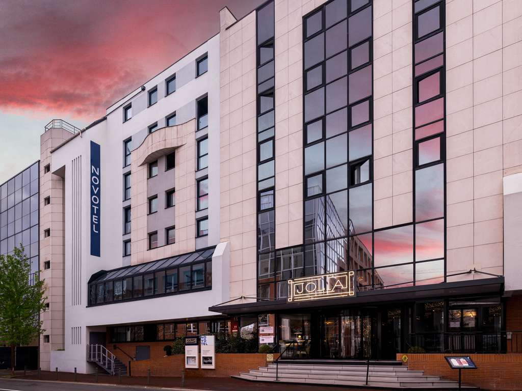 Novotel Paris Suresnes Longchamp - Image 1