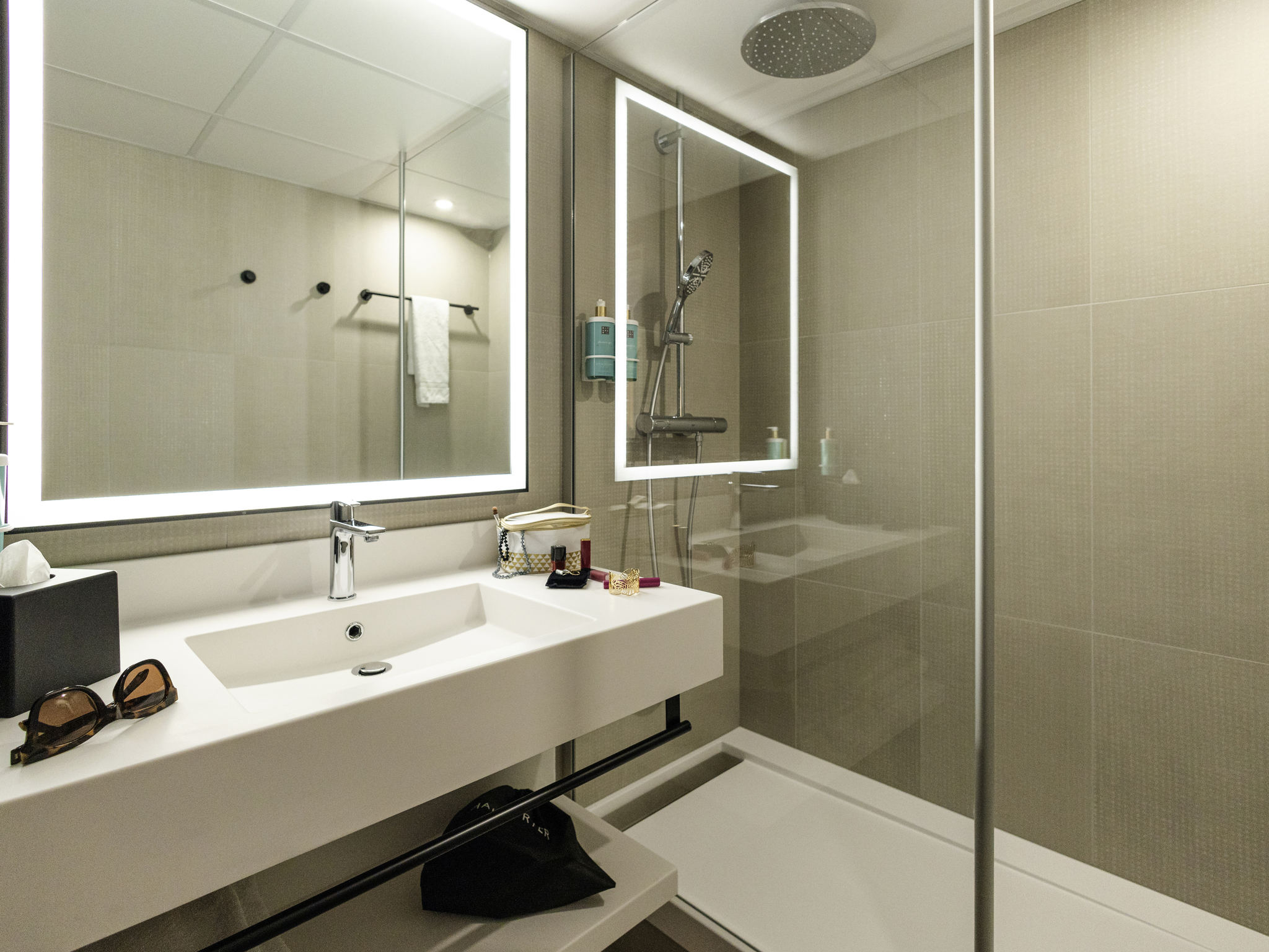 Foto - Novotel Paris Suresnes Longchamp