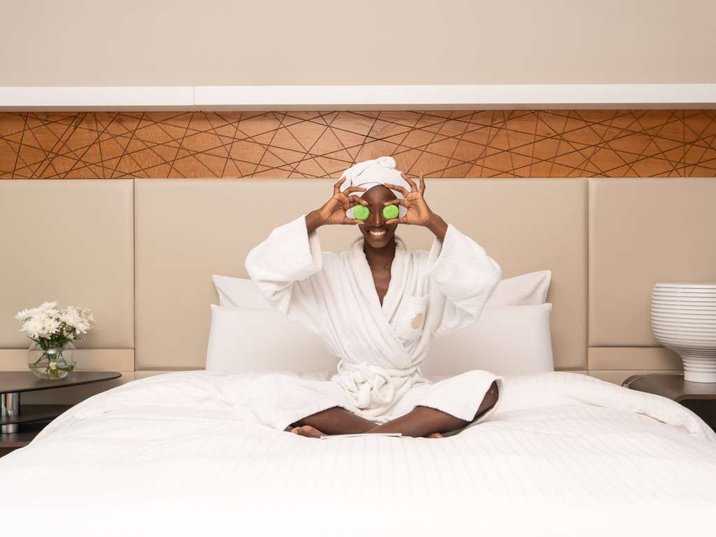 Suite présidentielle avec 1 lit king size, vue sur le lagon — photo 3