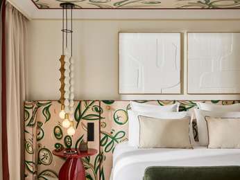 Junior Suite, Pool View