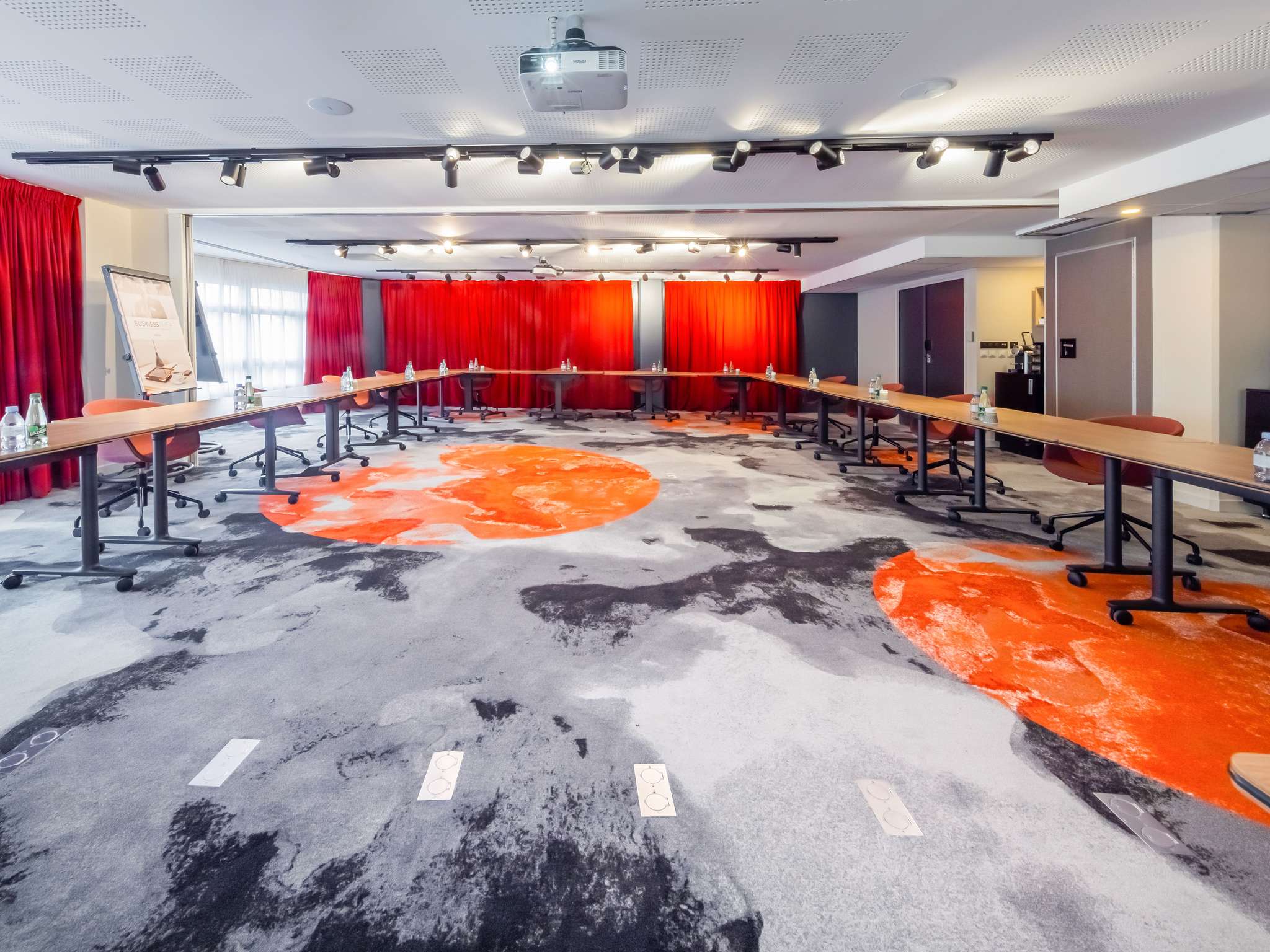 Foto - Mercure Paris Massy Gare TGV