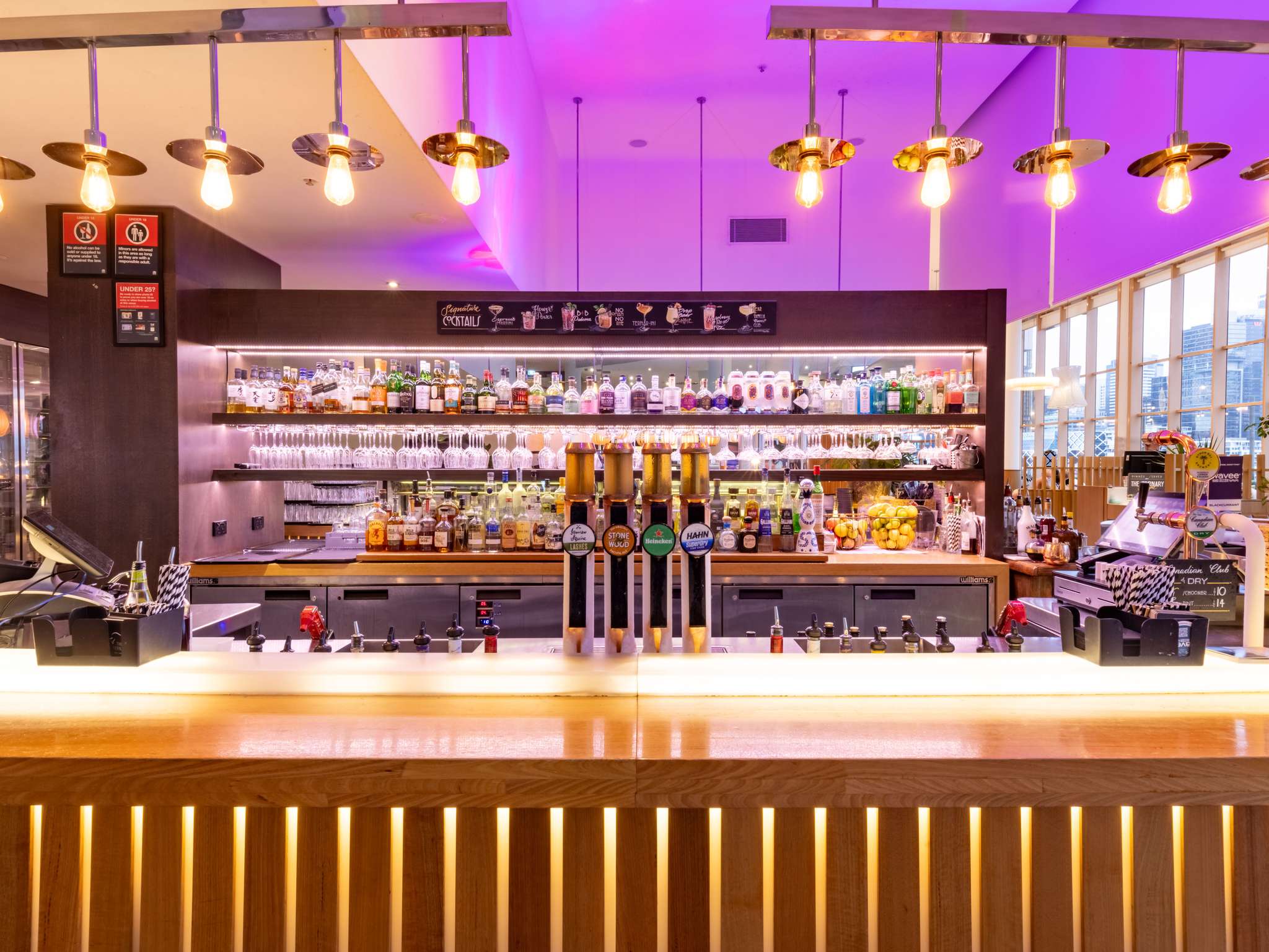 Photo - Novotel Sydney Darling Harbour