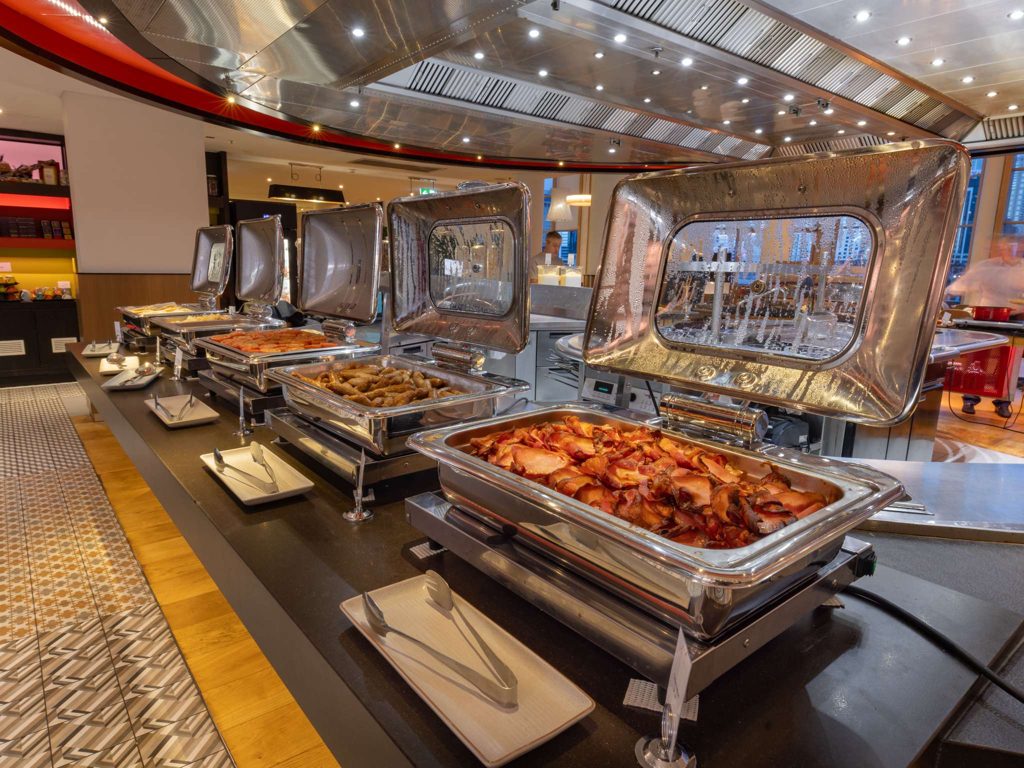 Photo - Novotel Sydney Darling Harbour