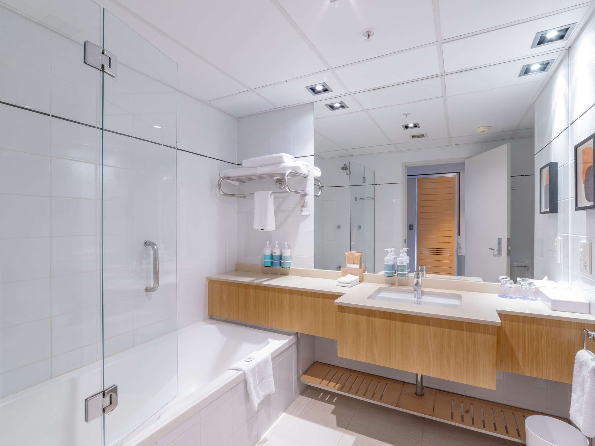 Photo - Novotel Sydney Darling Harbour