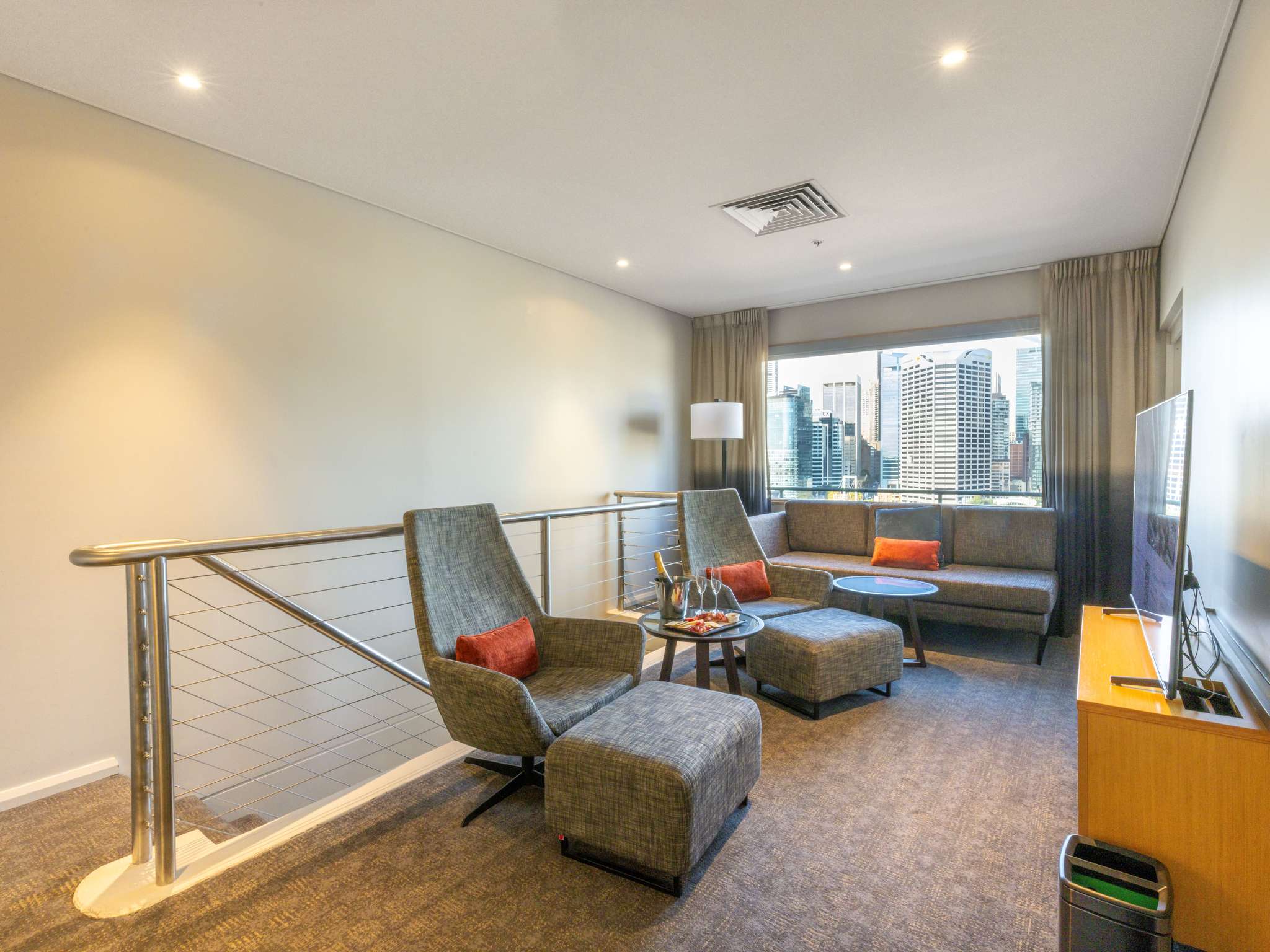 Photo - Novotel Sydney Darling Harbour
