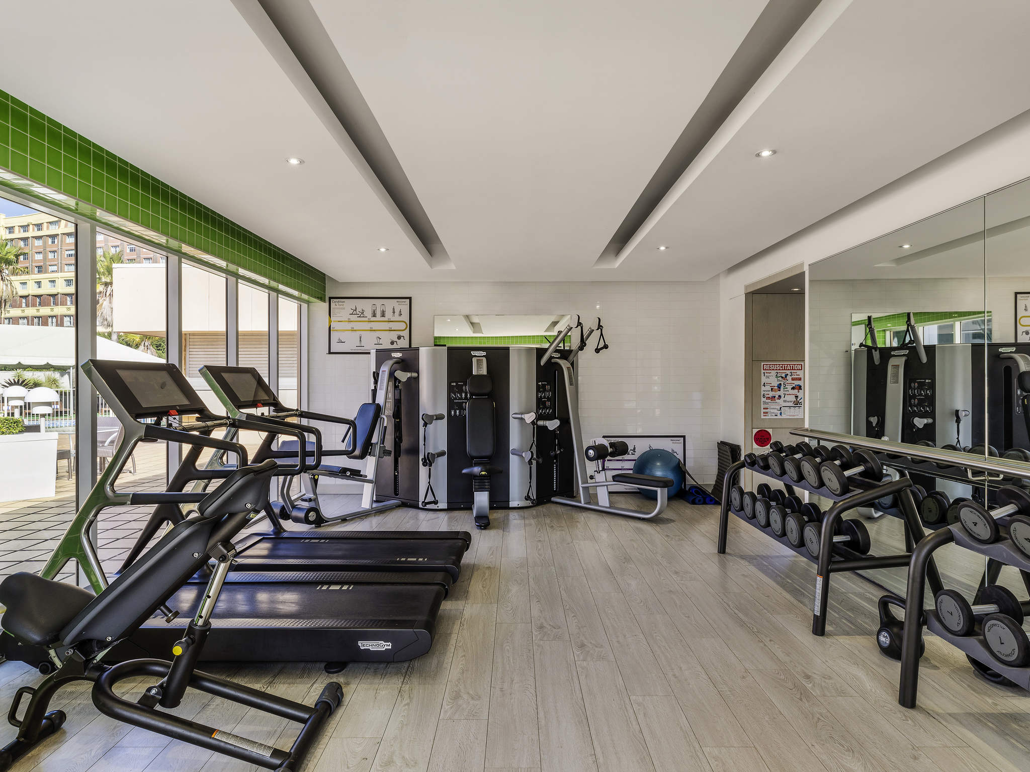 Photo - Novotel Sydney Darling Harbour