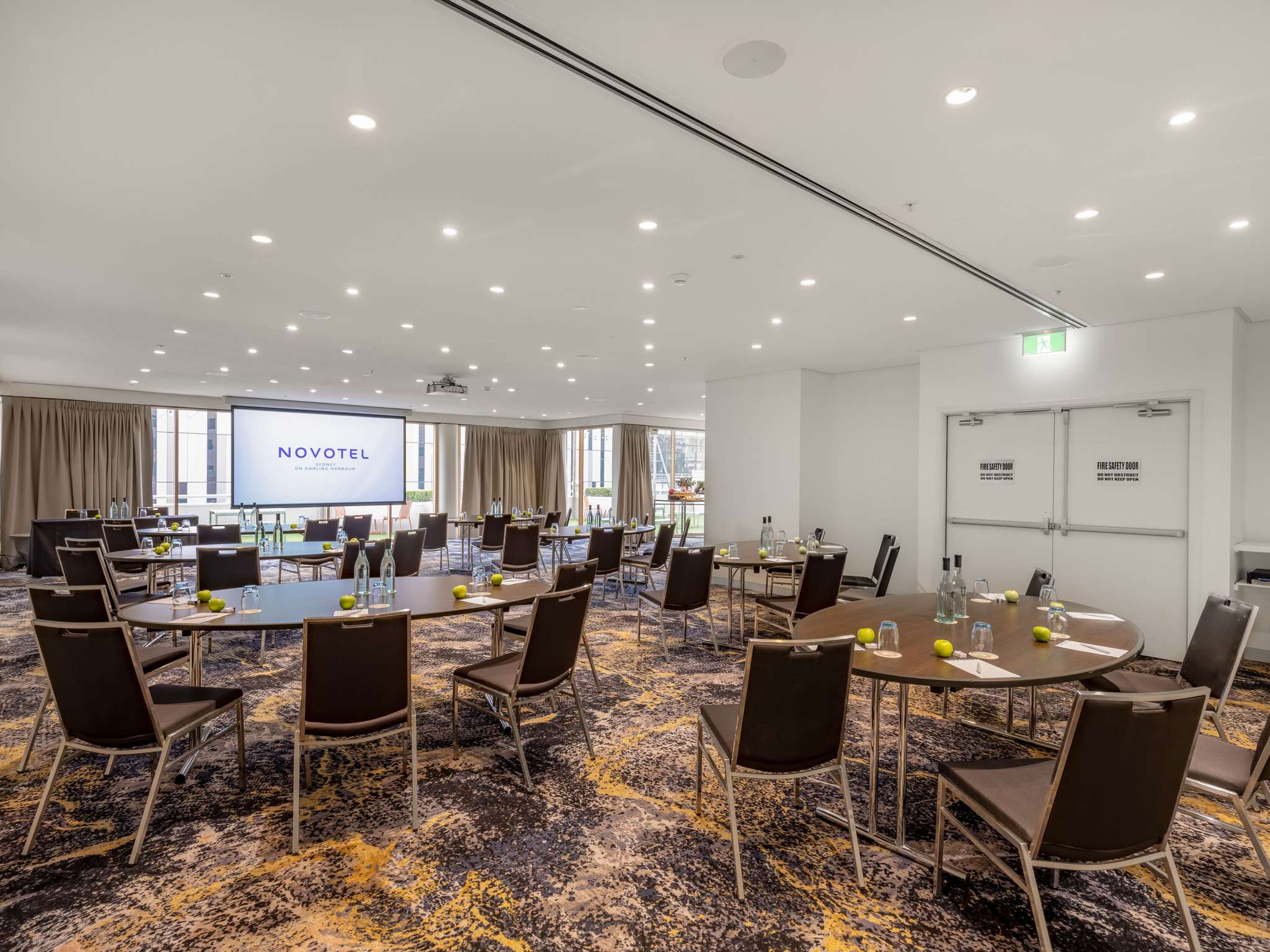 Photo - Novotel Sydney Darling Harbour
