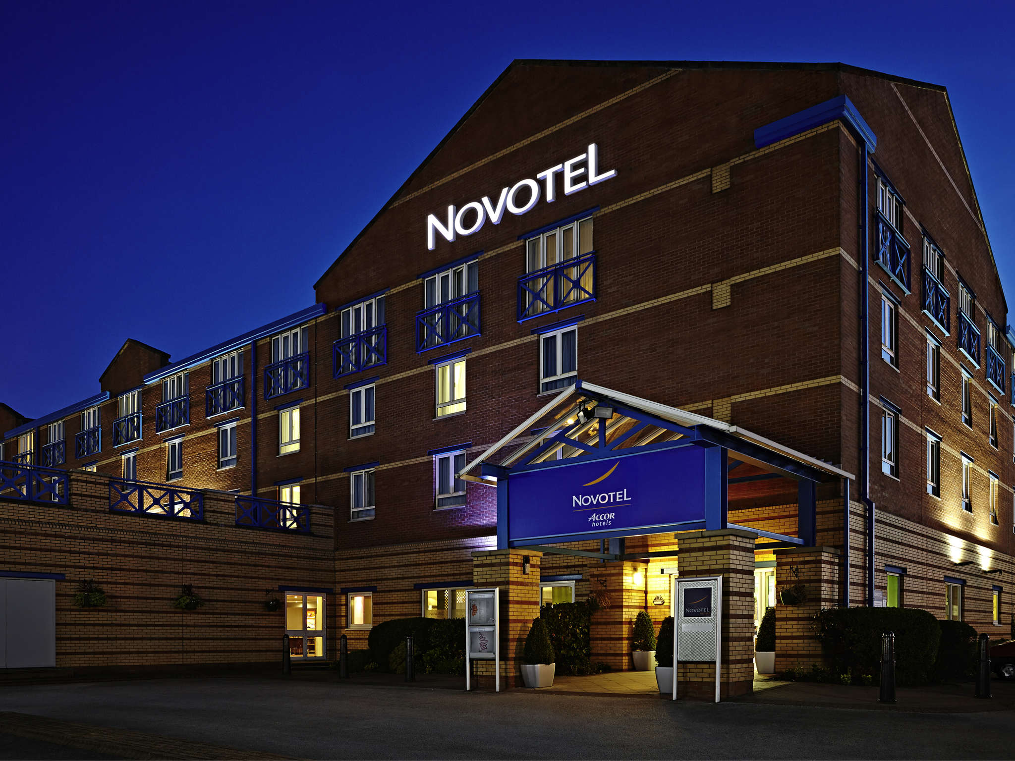 Photo - Novotel Wolverhampton City Centre