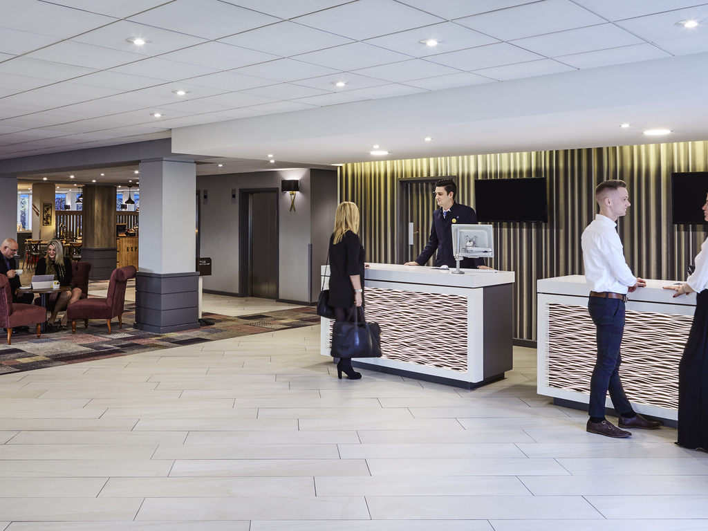 Novotel Wolverhampton - Image 1