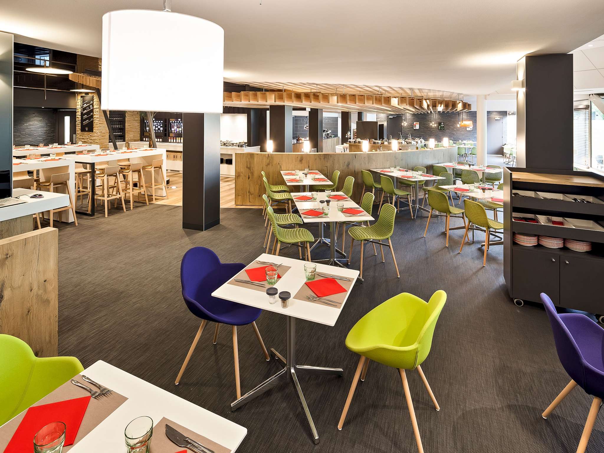 Photo - ibis Poitiers Site du Futuroscope