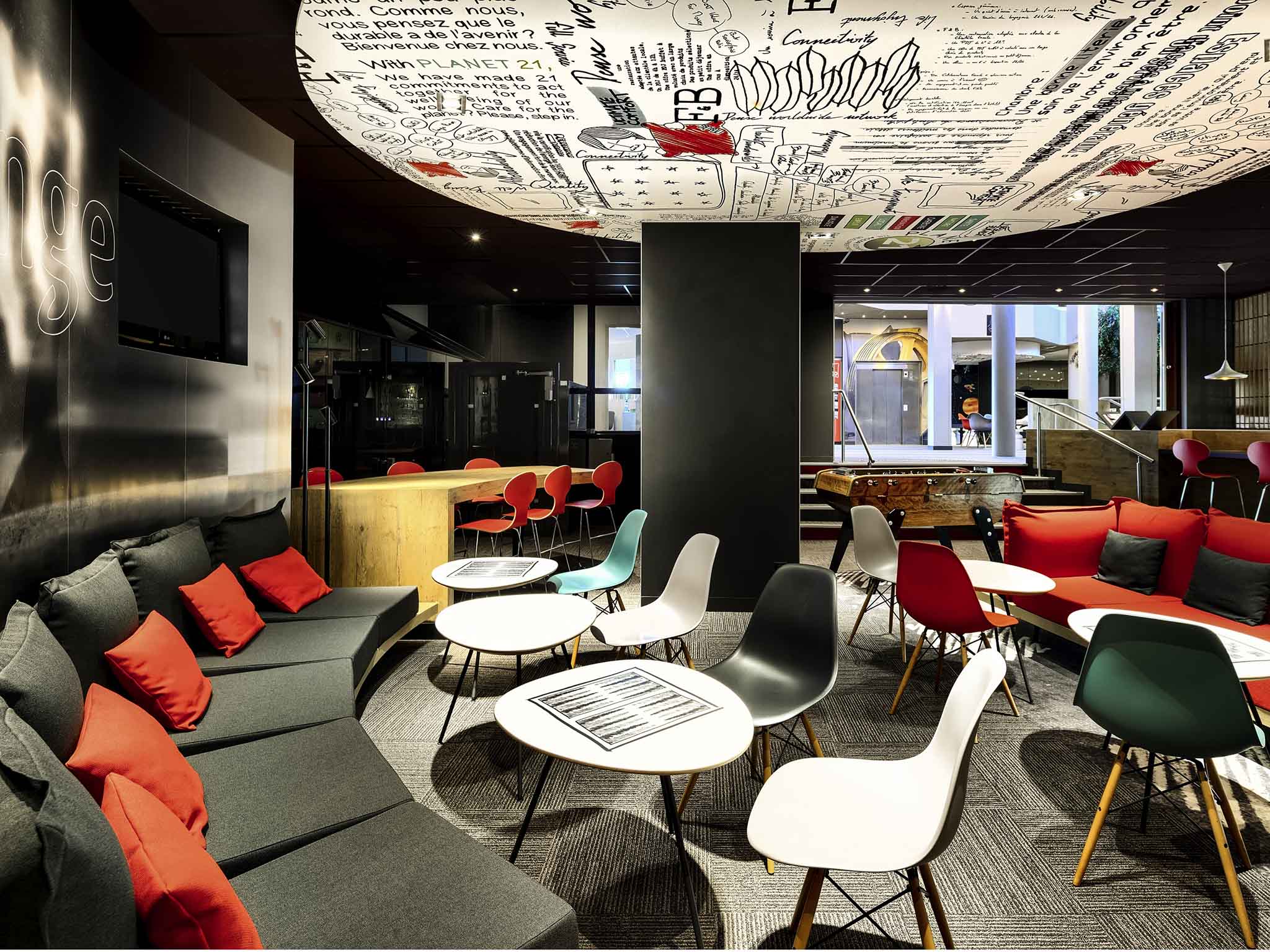 Photo - ibis Poitiers Site du Futuroscope