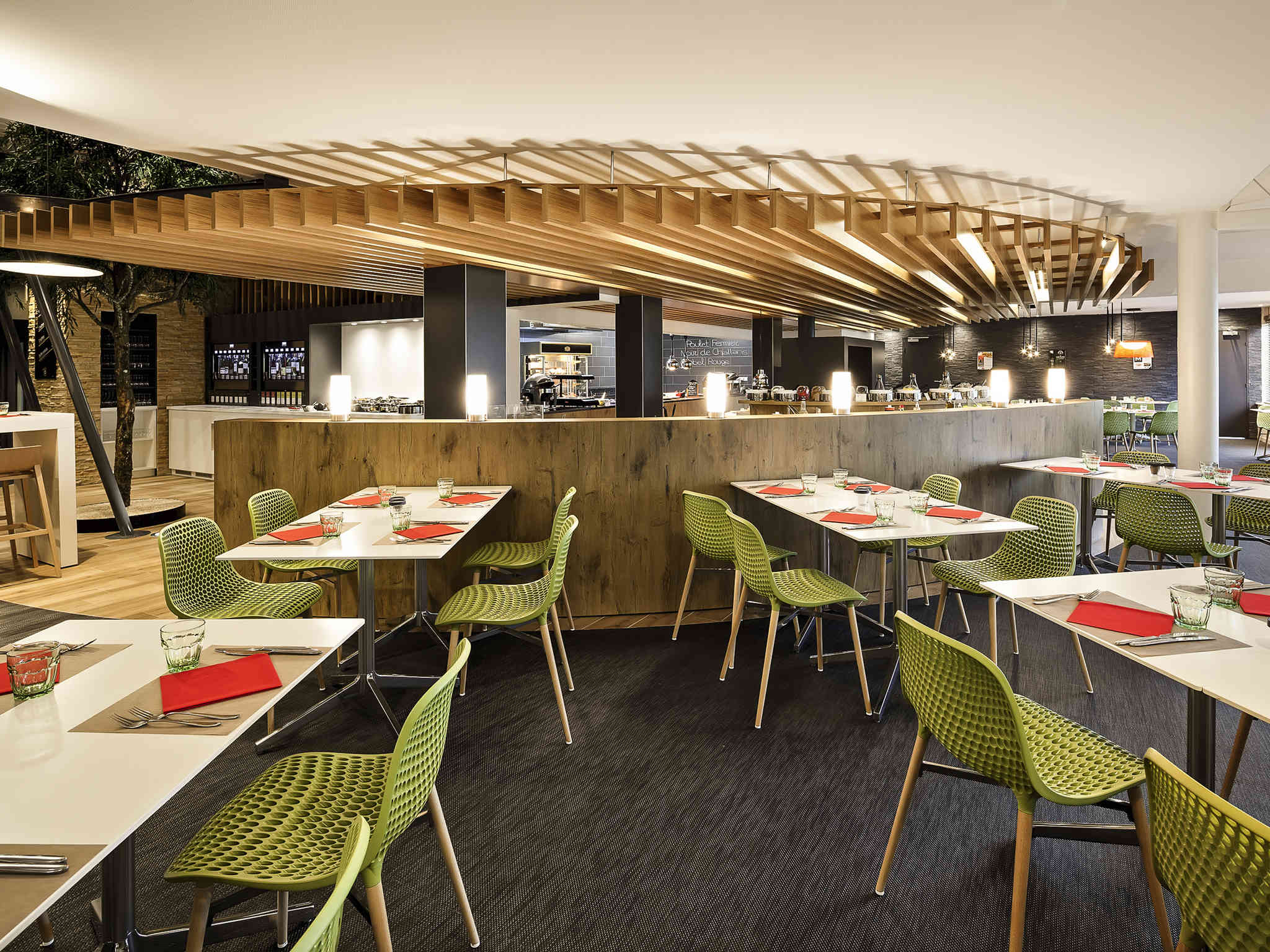 Photo - ibis Poitiers Site du Futuroscope