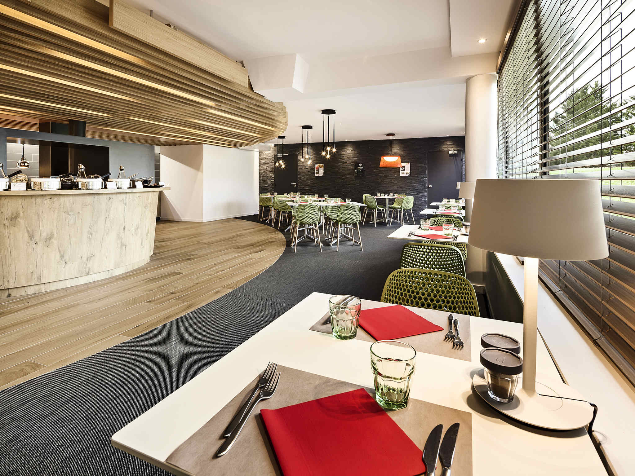 Photo - ibis Poitiers Site du Futuroscope