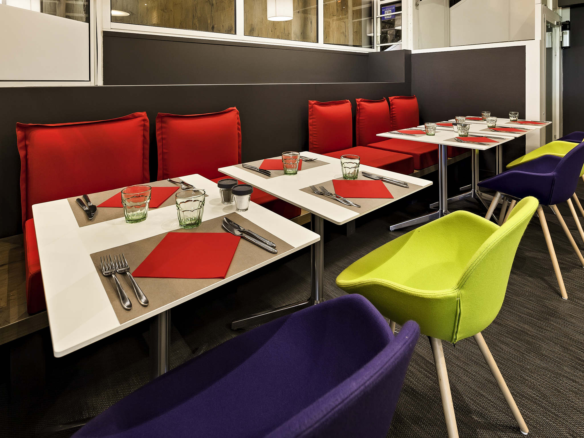 Photo - ibis Poitiers Site du Futuroscope