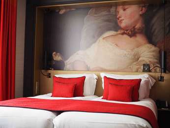 SUPERIOR ROOM WITH 2 SINGLE-SIZE BEDS