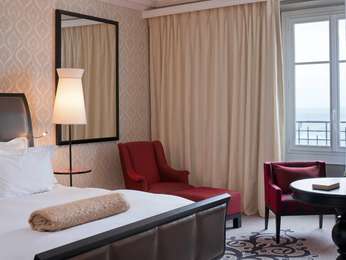 SUPERIOR ROOM WITH SEA VIEW