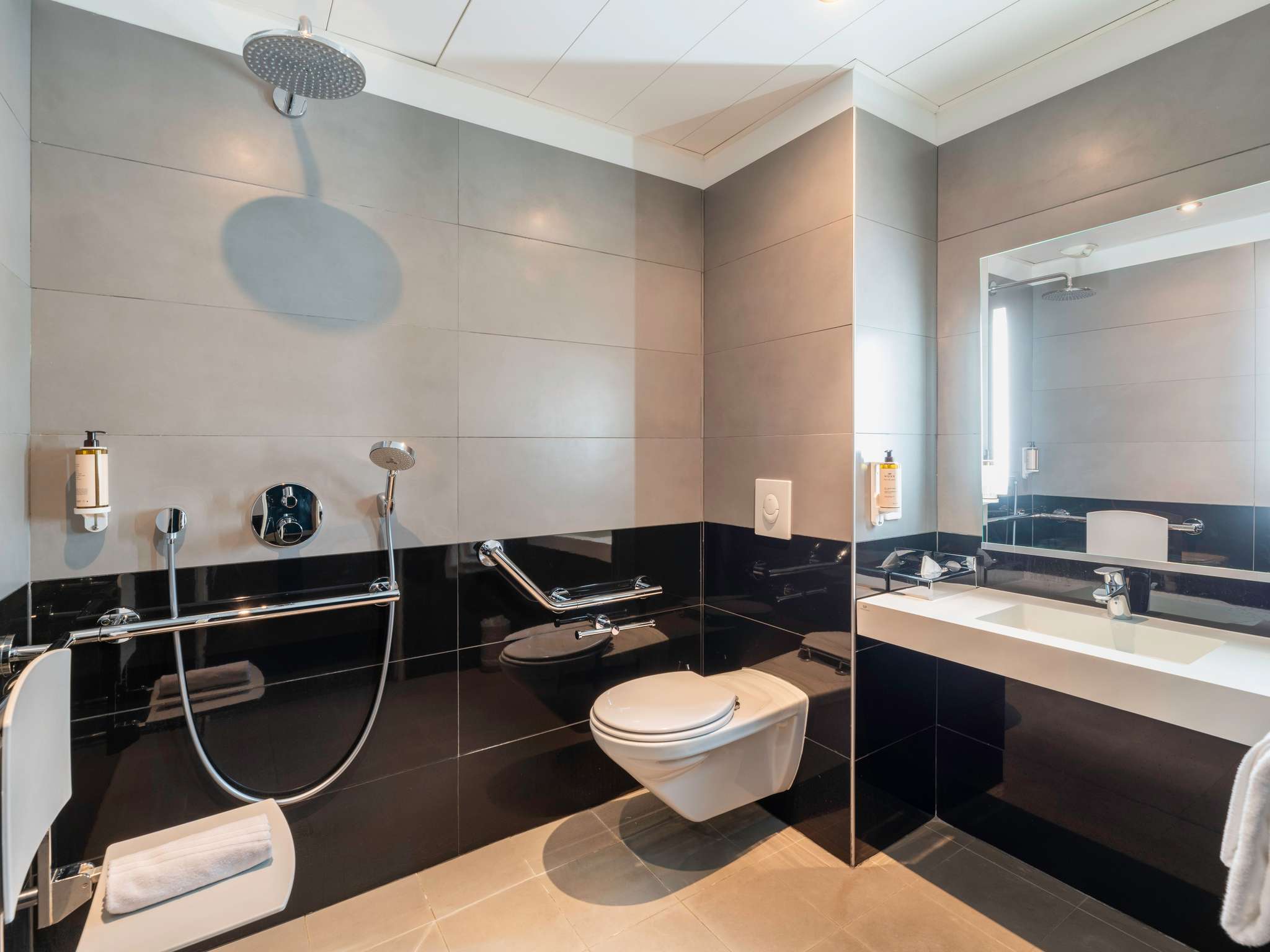 Photo - Mercure Lyon Centre Château Perrache