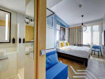 Standard room with 2 single beds, photo 3