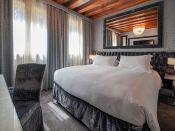 Superior double or Twin room with garden or city view, photo 4