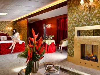 Executive Suite with private terrace and city view