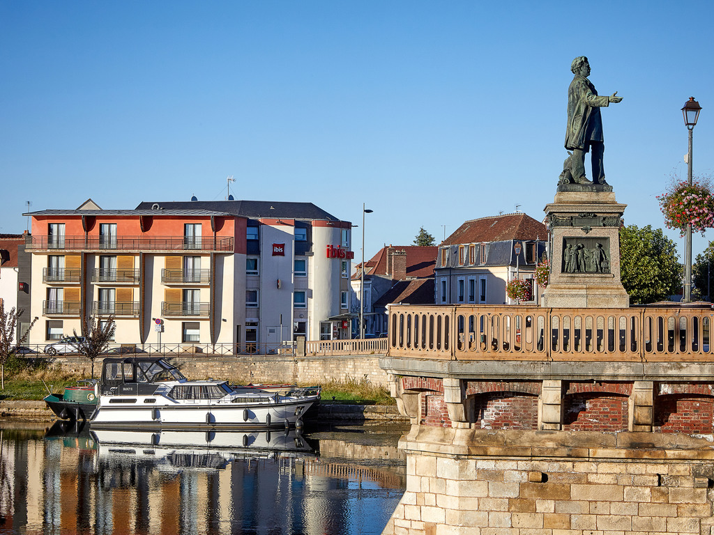 ibis Auxerre Centre - Image 1