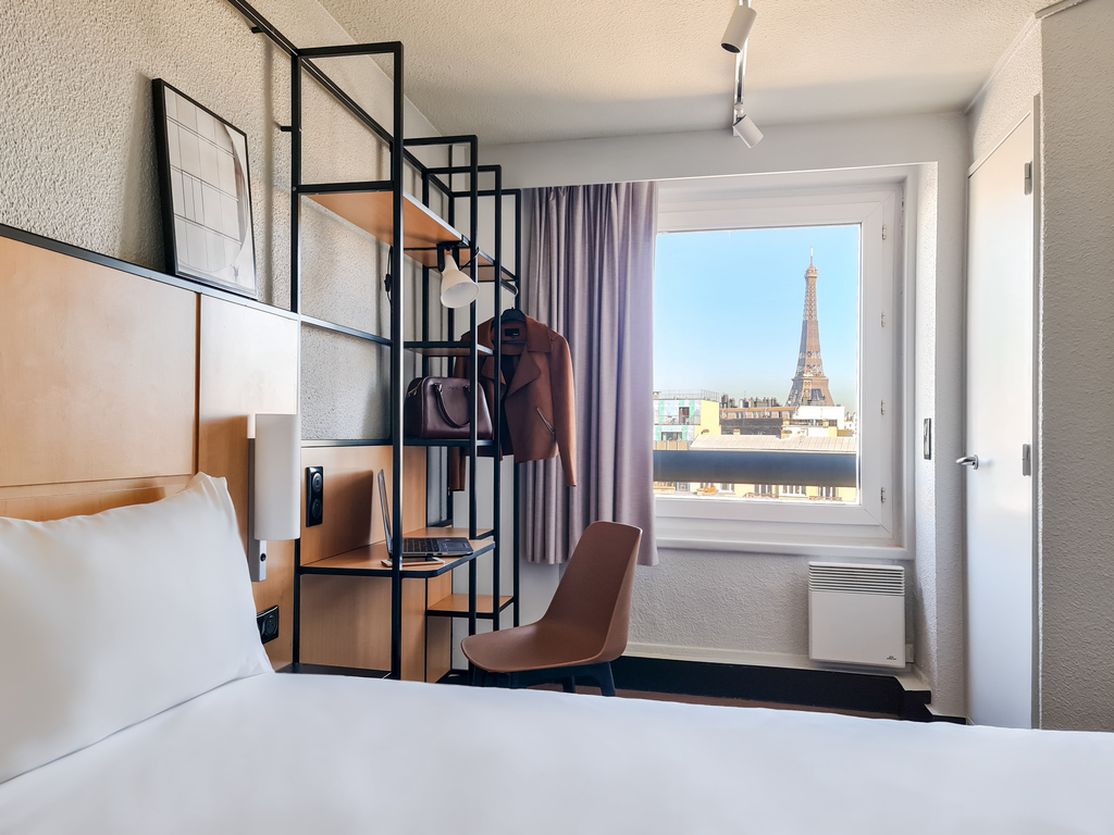 ibis paris tour eiffel cambronne hotel