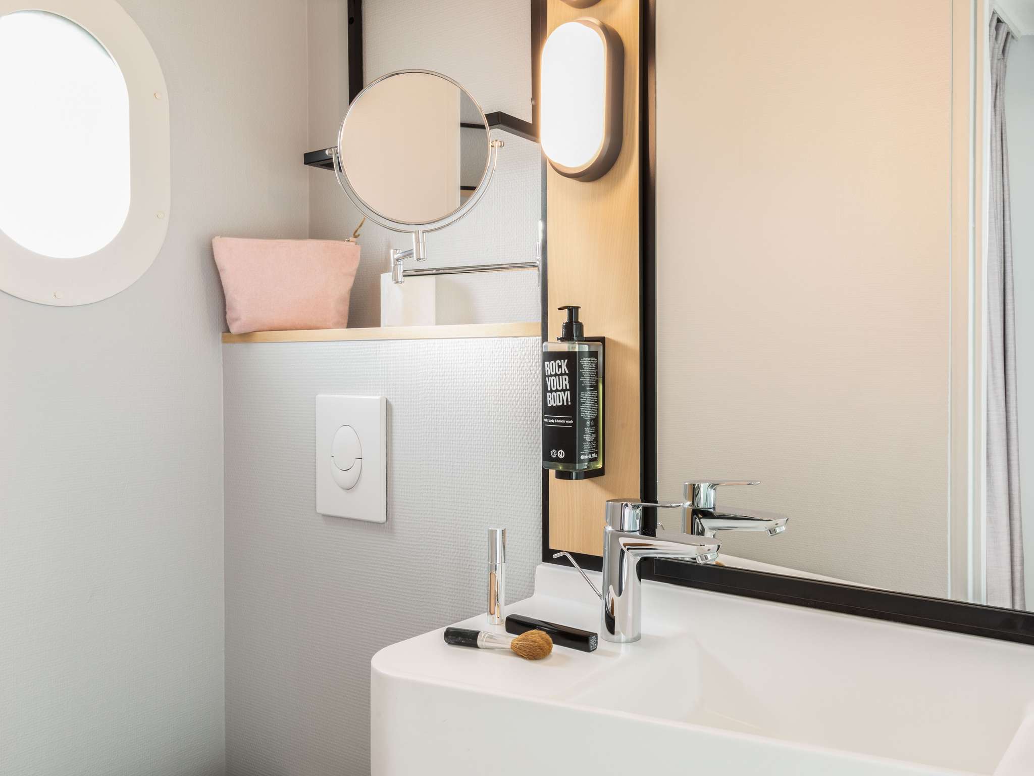 Photo - Ibis Paris Tour Eiffel Cambronne 15ème