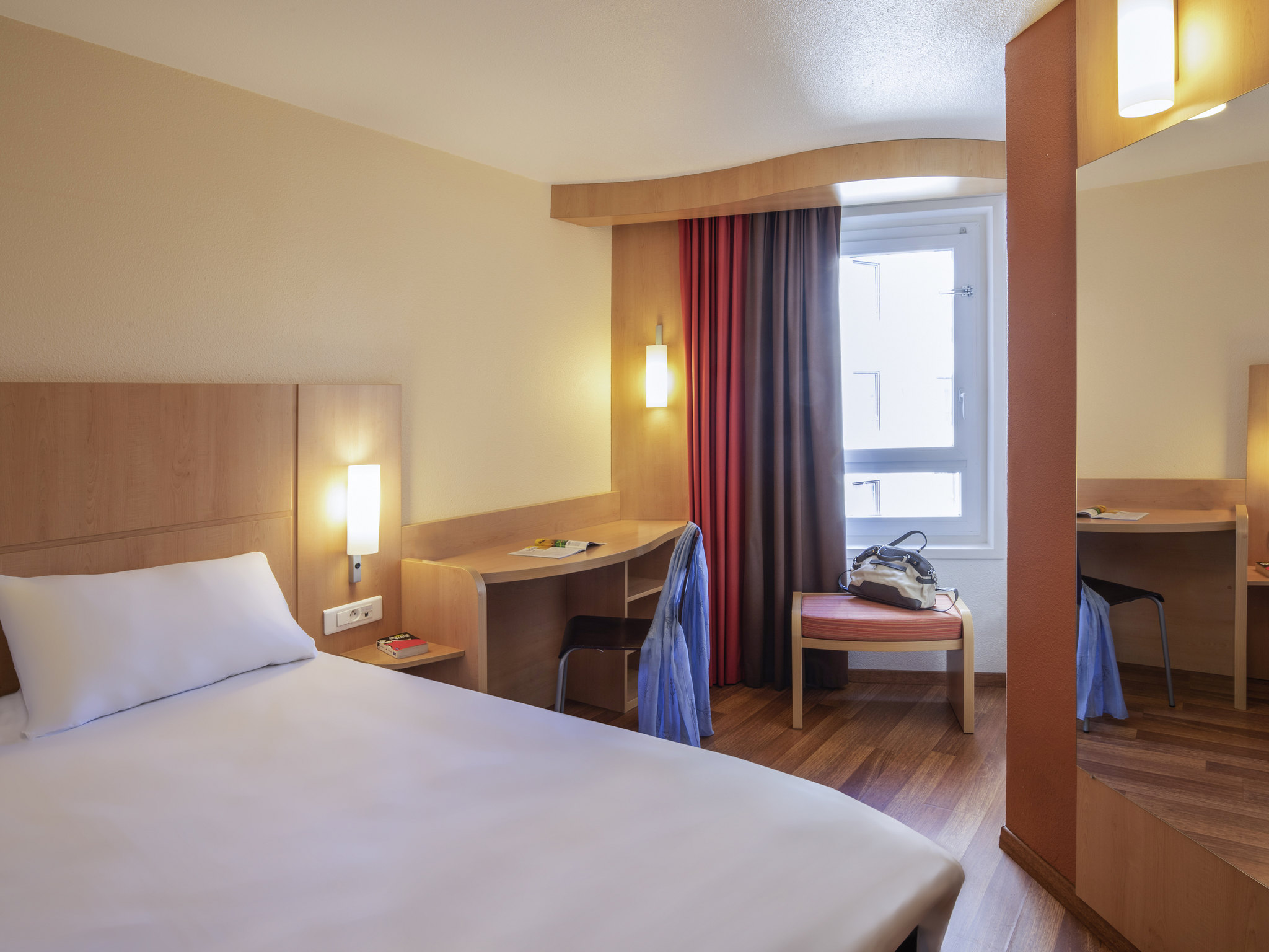 Foto - ibis Tours Centre Gare