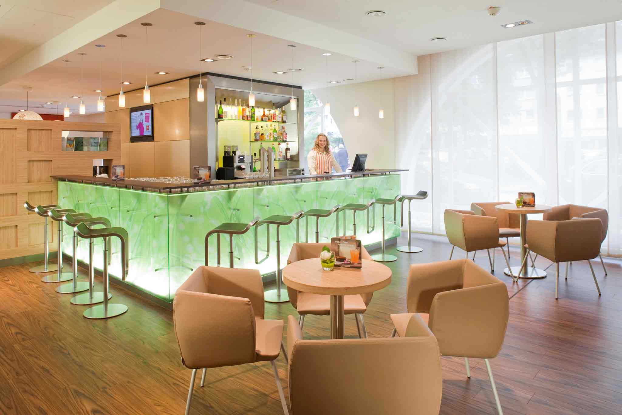 Photo - B&B Hotel Bochum Hbf-Süd