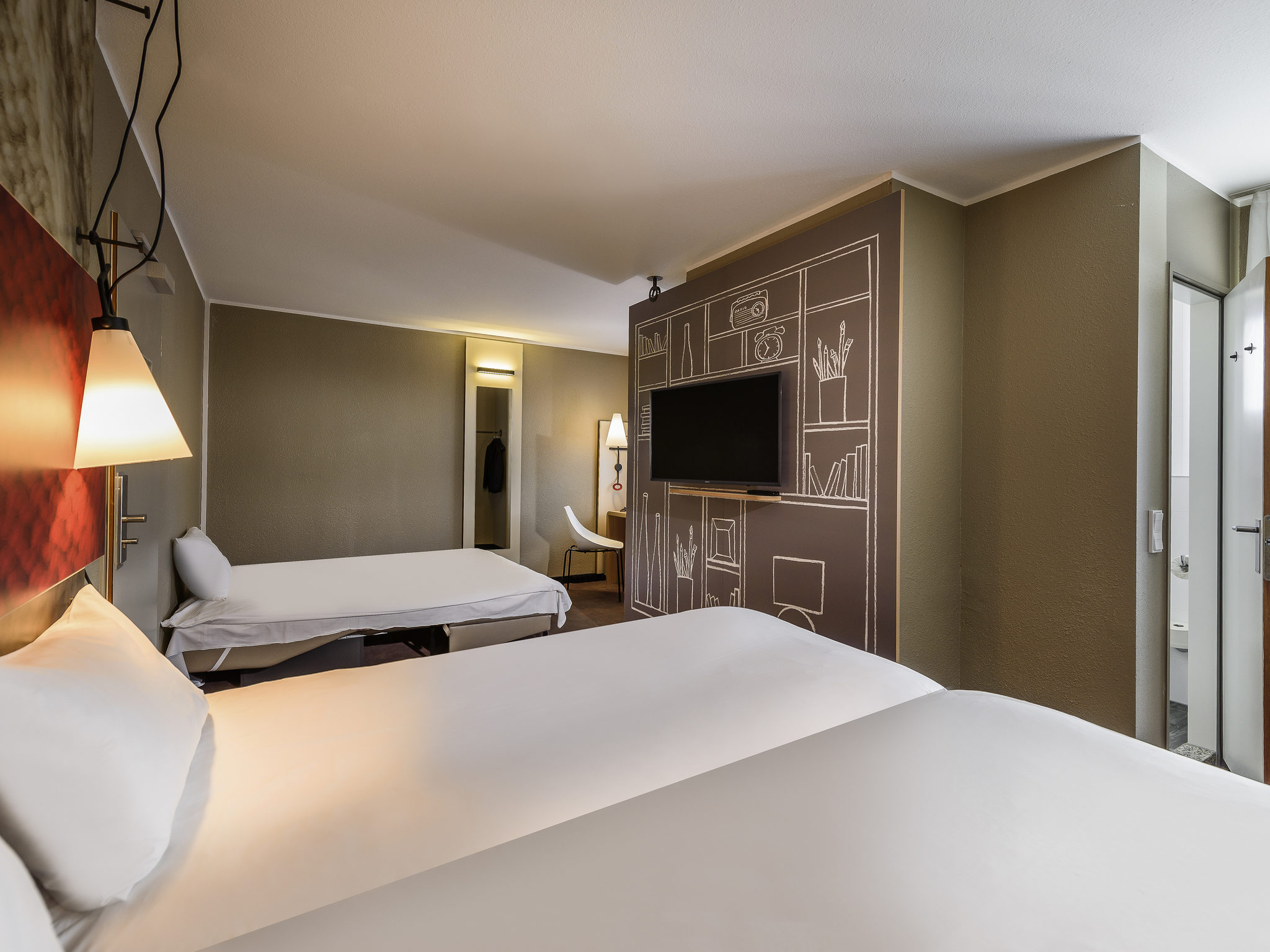 Hotel Ibis Frankfurt Centrum Book Your Now Rooms Ibis Frankfurt Centrum
