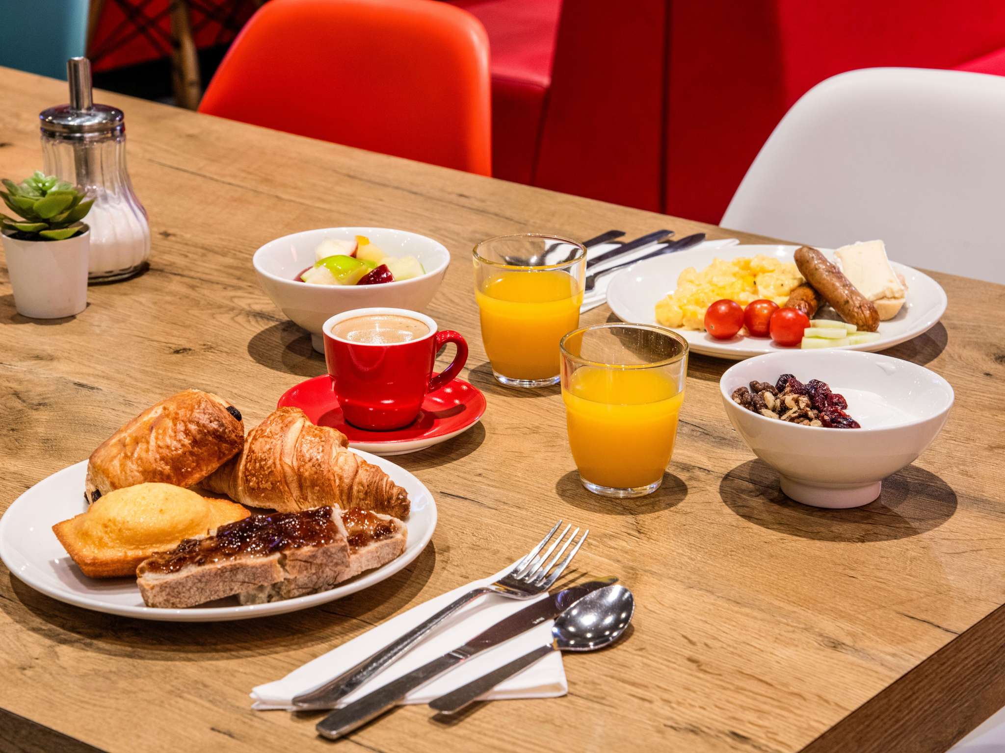 Foto - ibis Heidelberg Hauptbahnhof