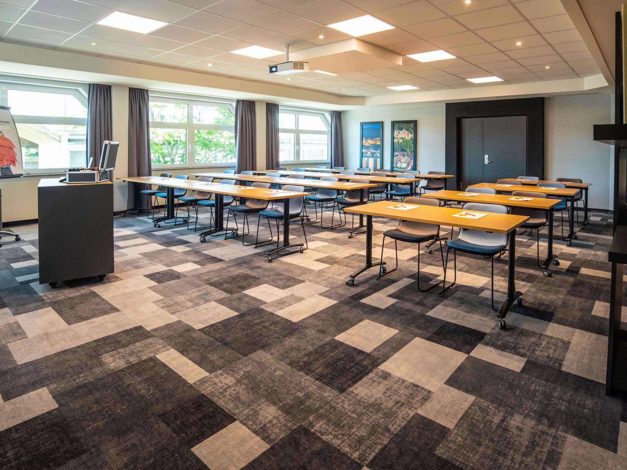 Foto - ibis Heidelberg Hauptbahnhof