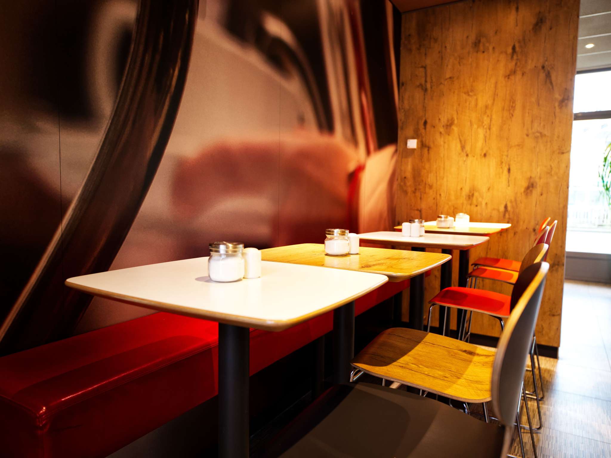 Photo - ibis Köln Centrum