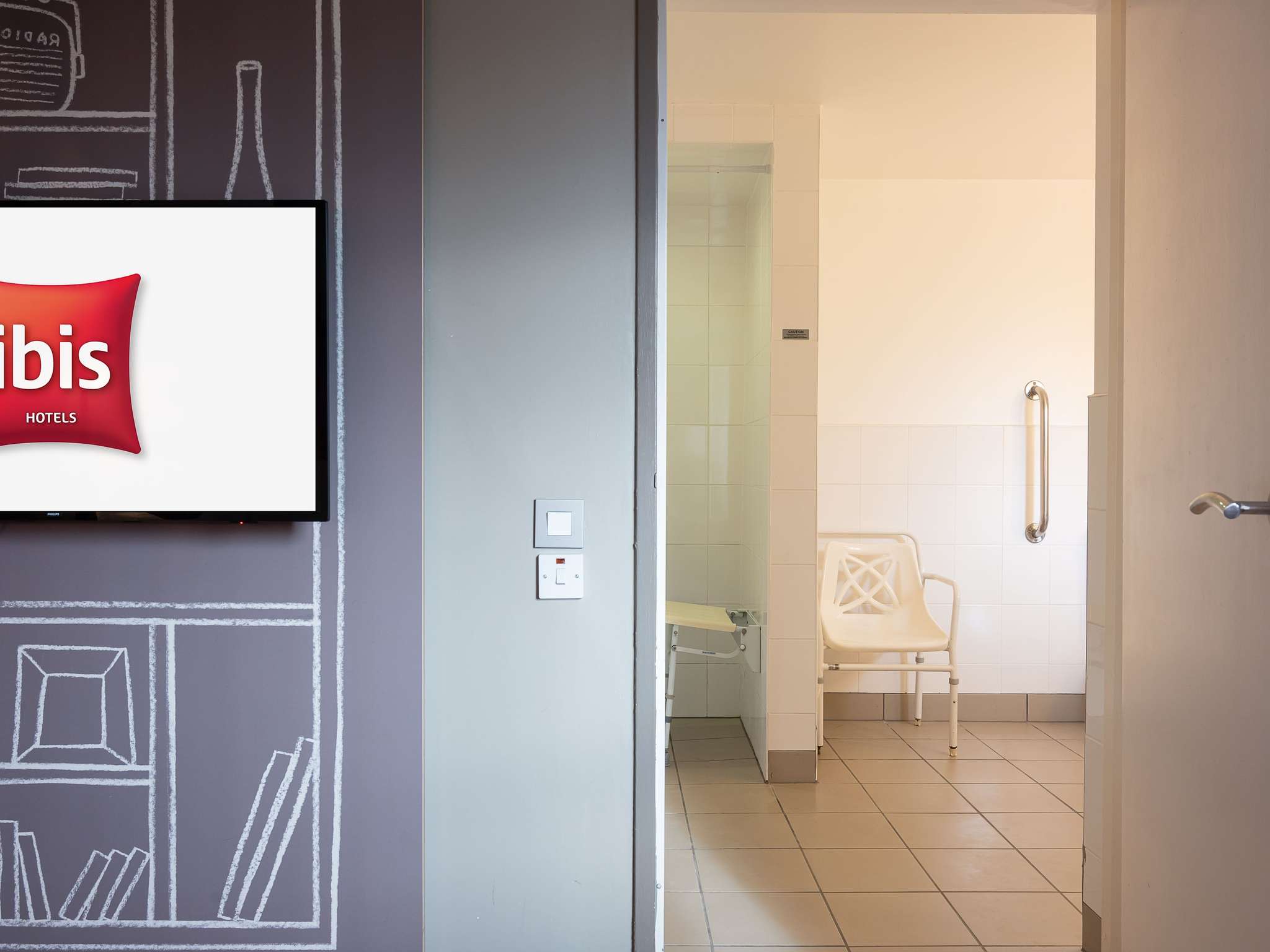 Photo - ibis Portsmouth