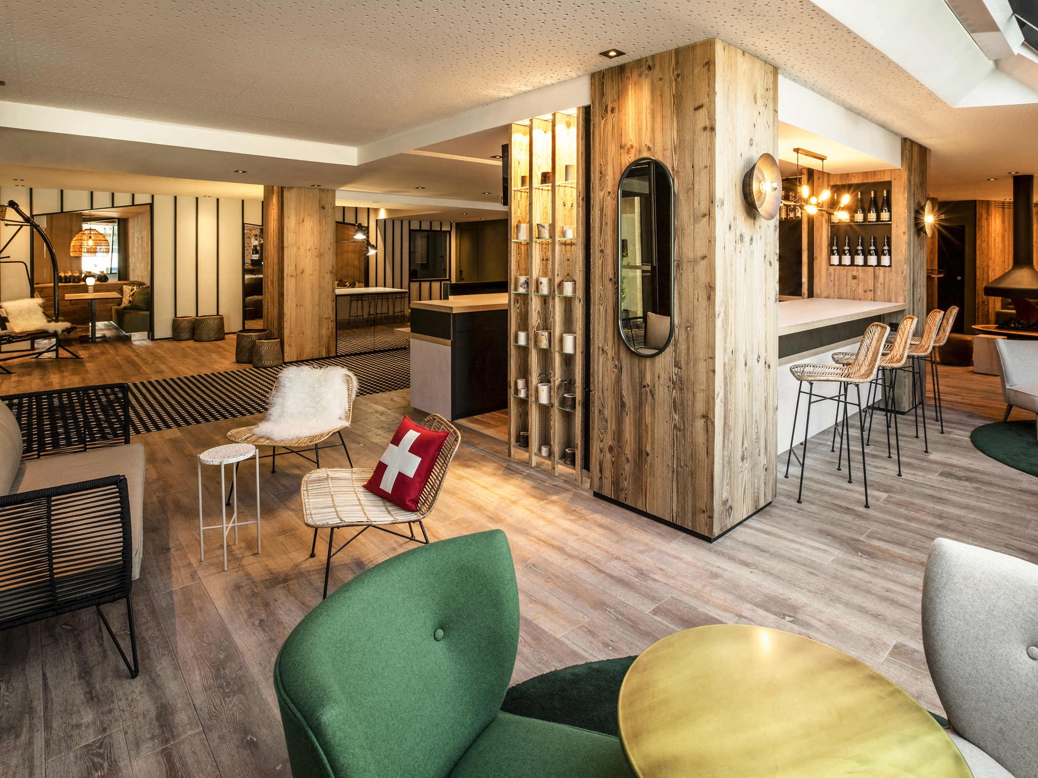 H  tel CHAMBERY H  tel Mercure Chamb  ry Centre