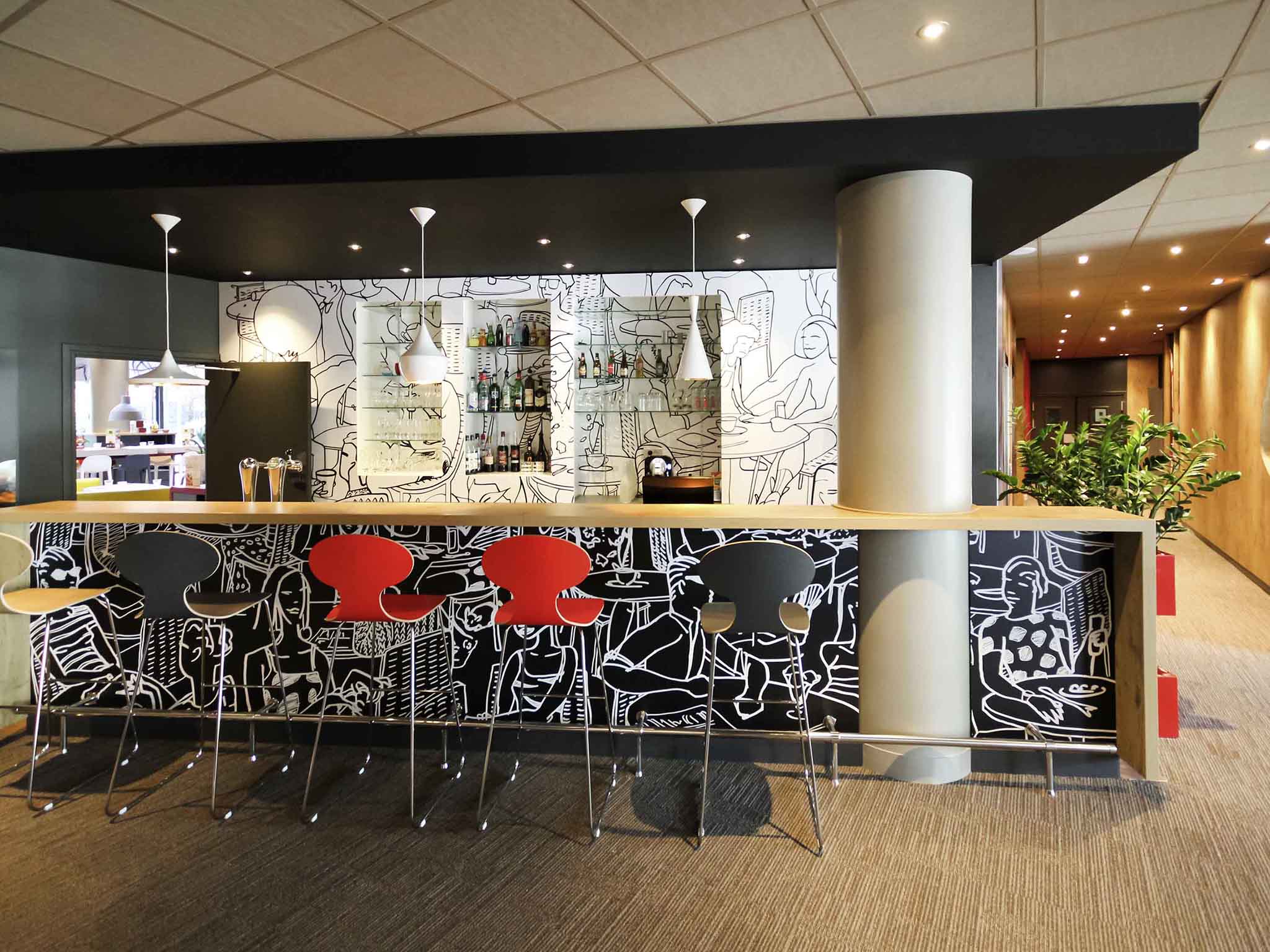 Foto - Ibis Marne la Vallée Noisy