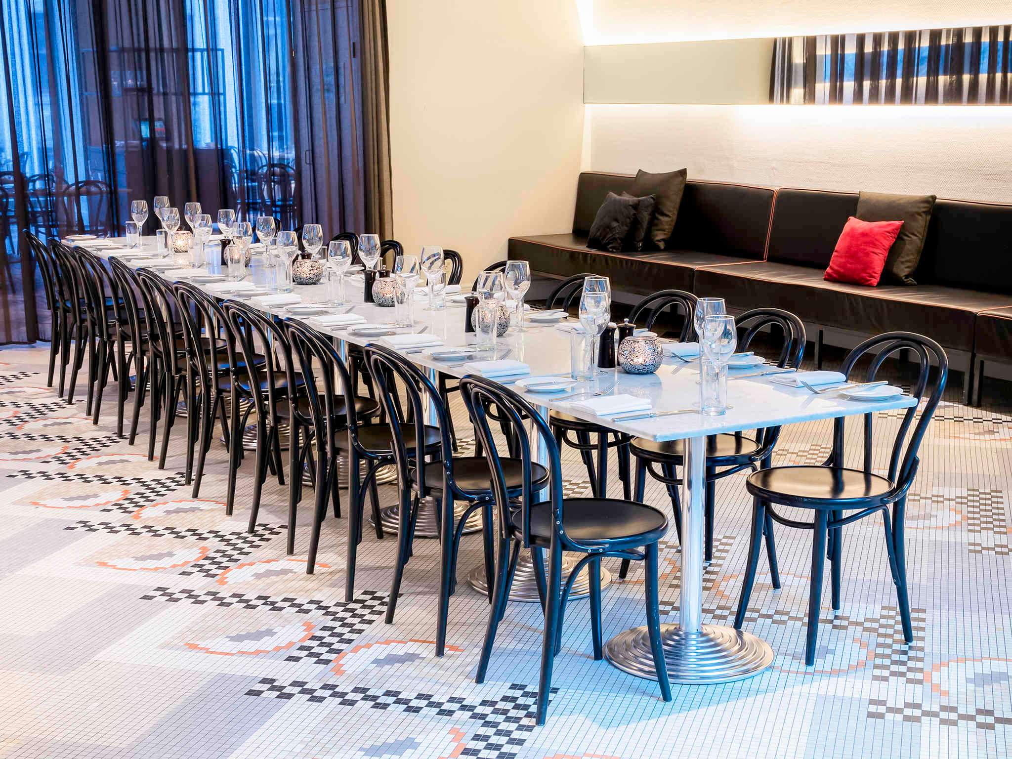 Photo - Novotel Melbourne On Collins