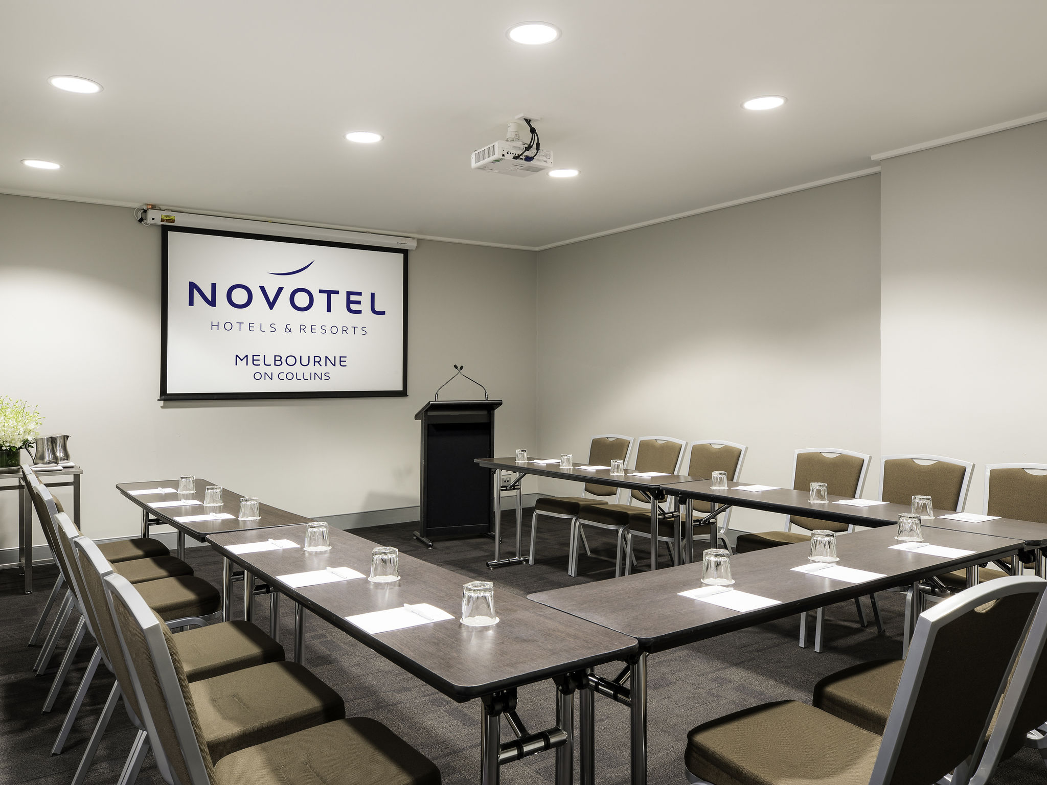 Photo - Novotel Melbourne On Collins