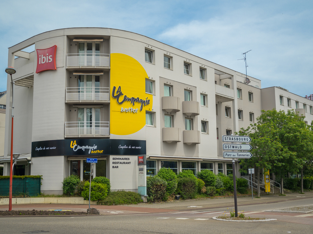 ibis Strasbourg Airport Le Zénith - Image 1