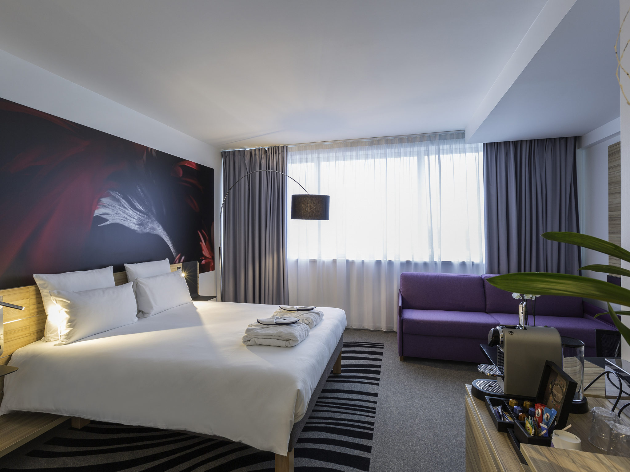 Hotel In CHASSENEUIL DU POITOU Novotel Poitiers Site Du Futuroscope