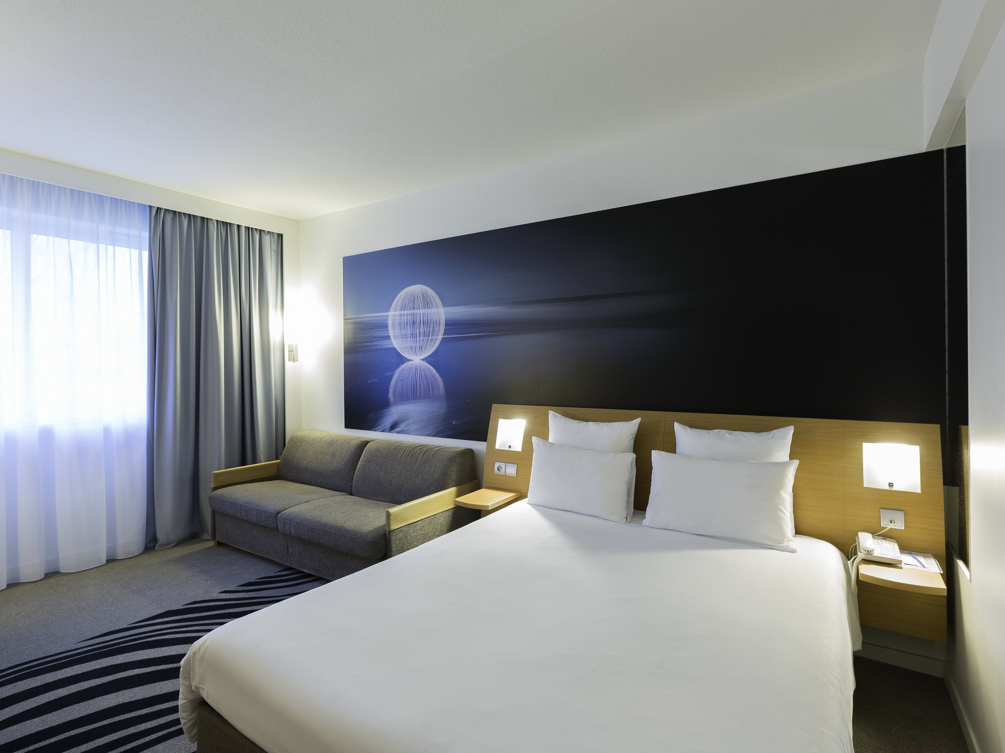 Photo - Novotel Poitiers Site du Futuroscope