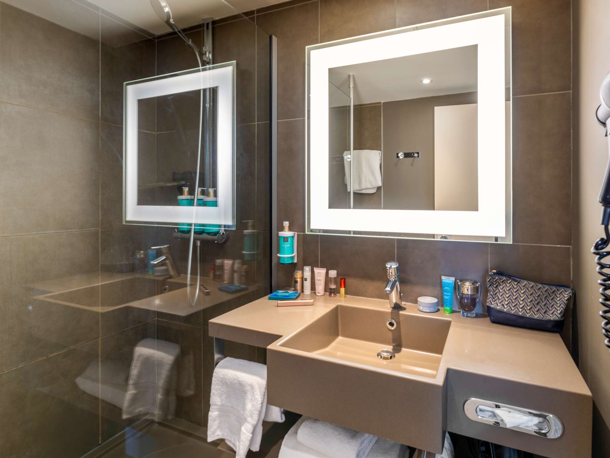 Photo - Novotel Grenoble Centre