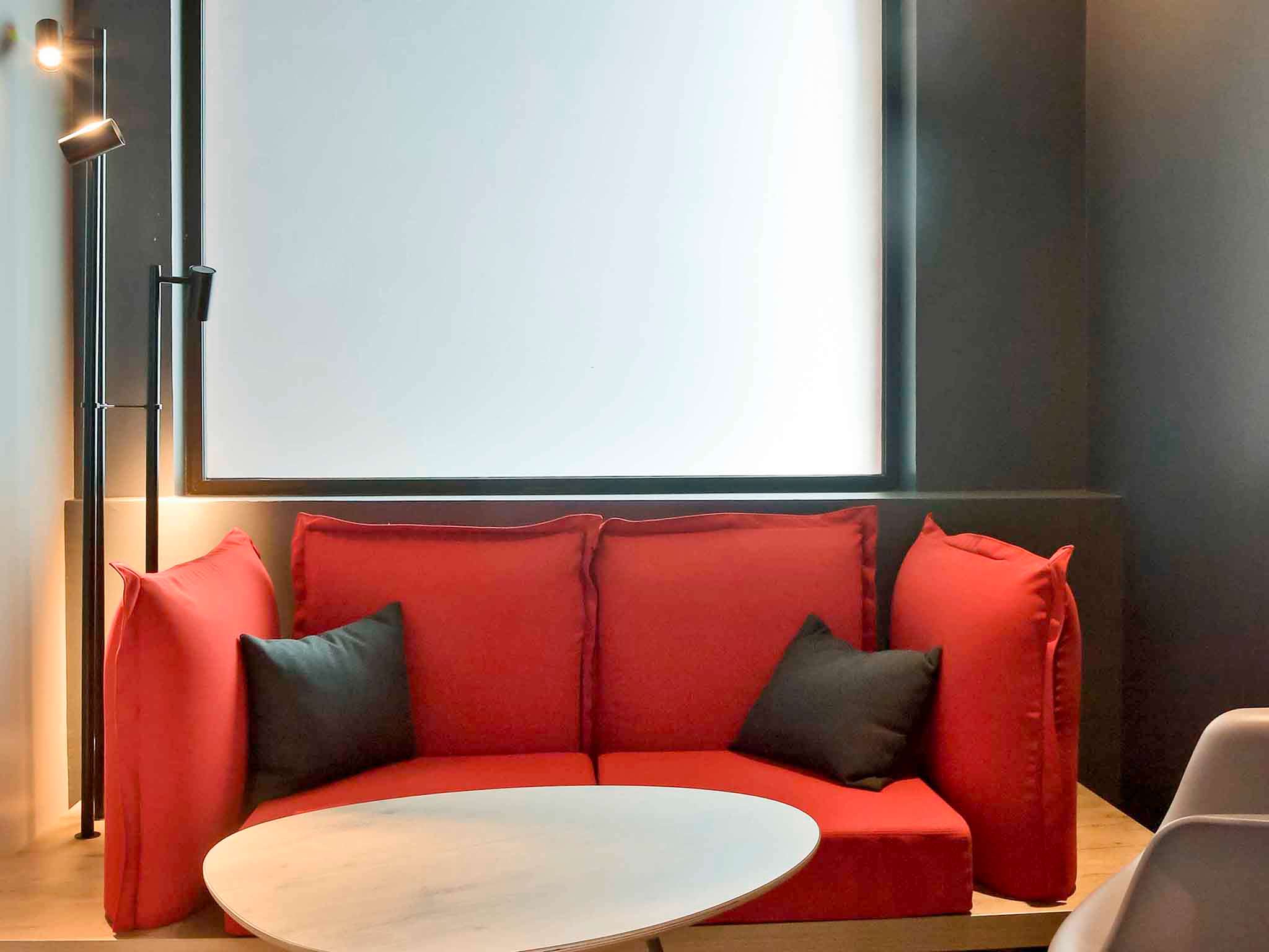 Foto - ibis Saint Quentin Basilique