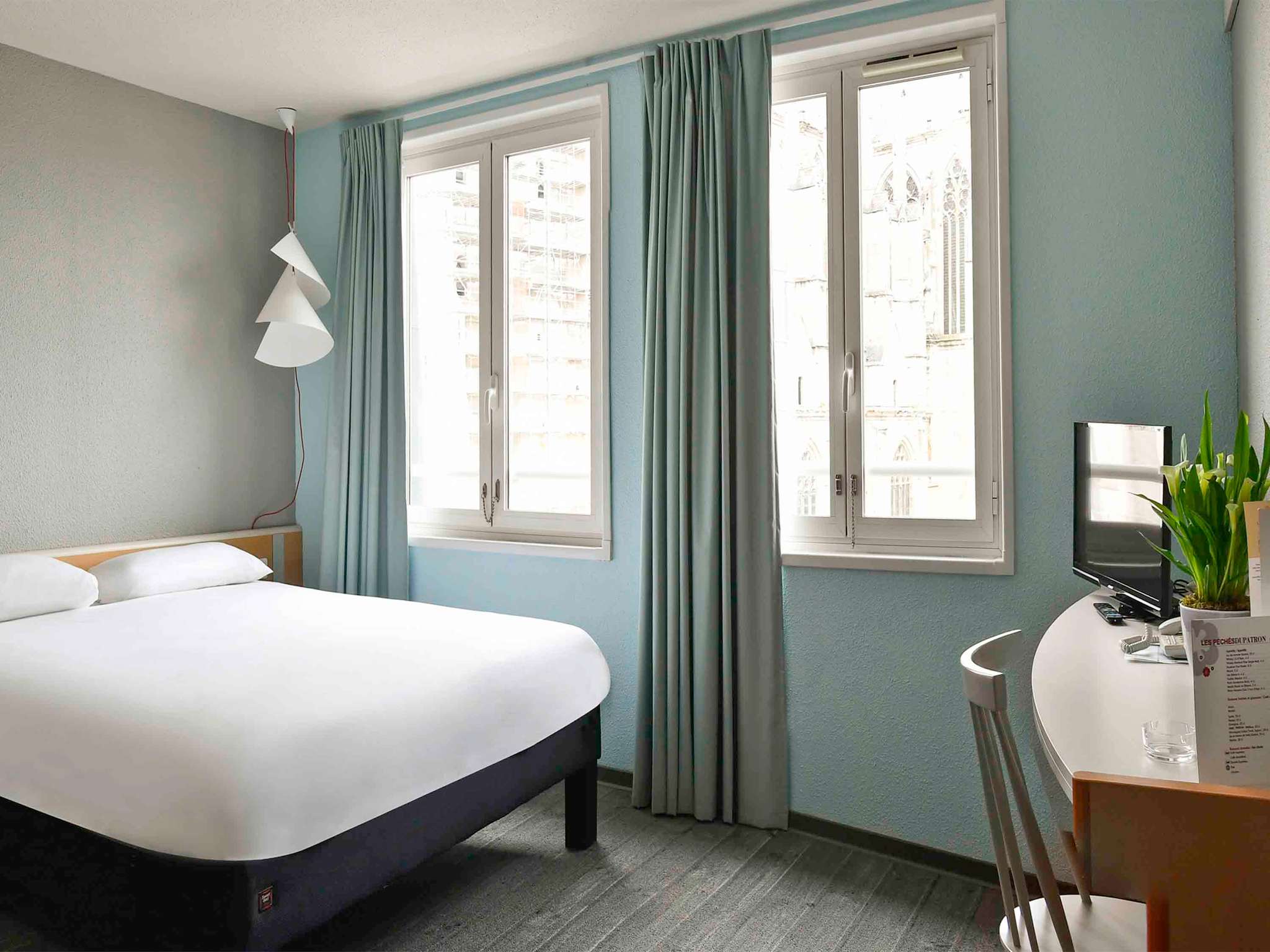 Foto - ibis Saint Quentin Basilique