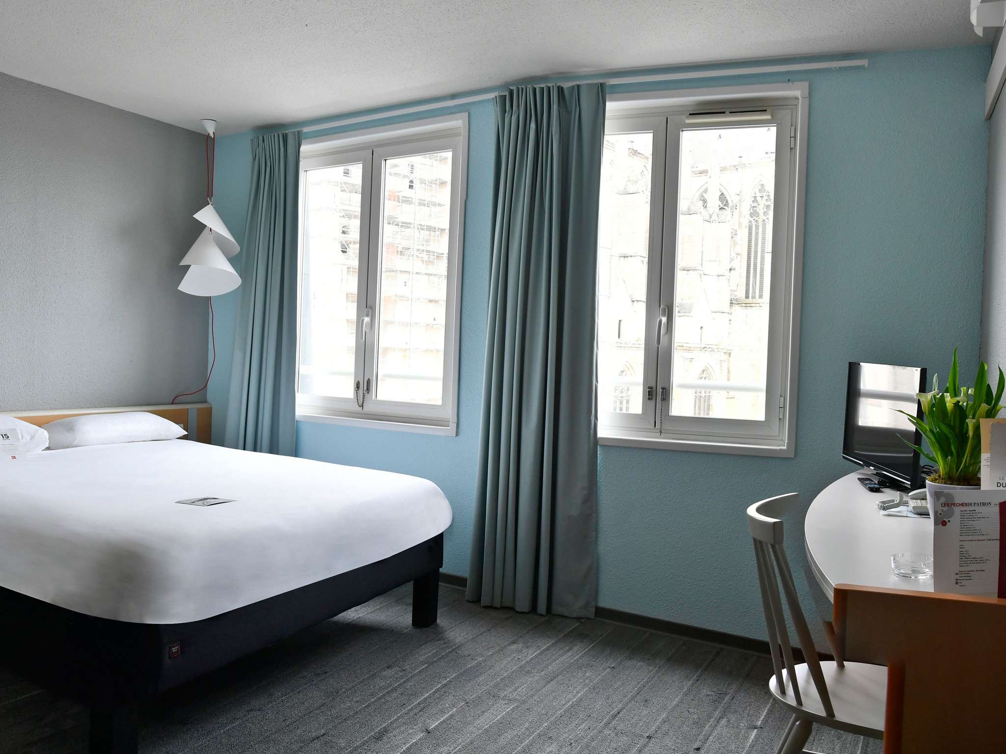 Foto - ibis Saint Quentin Basilique