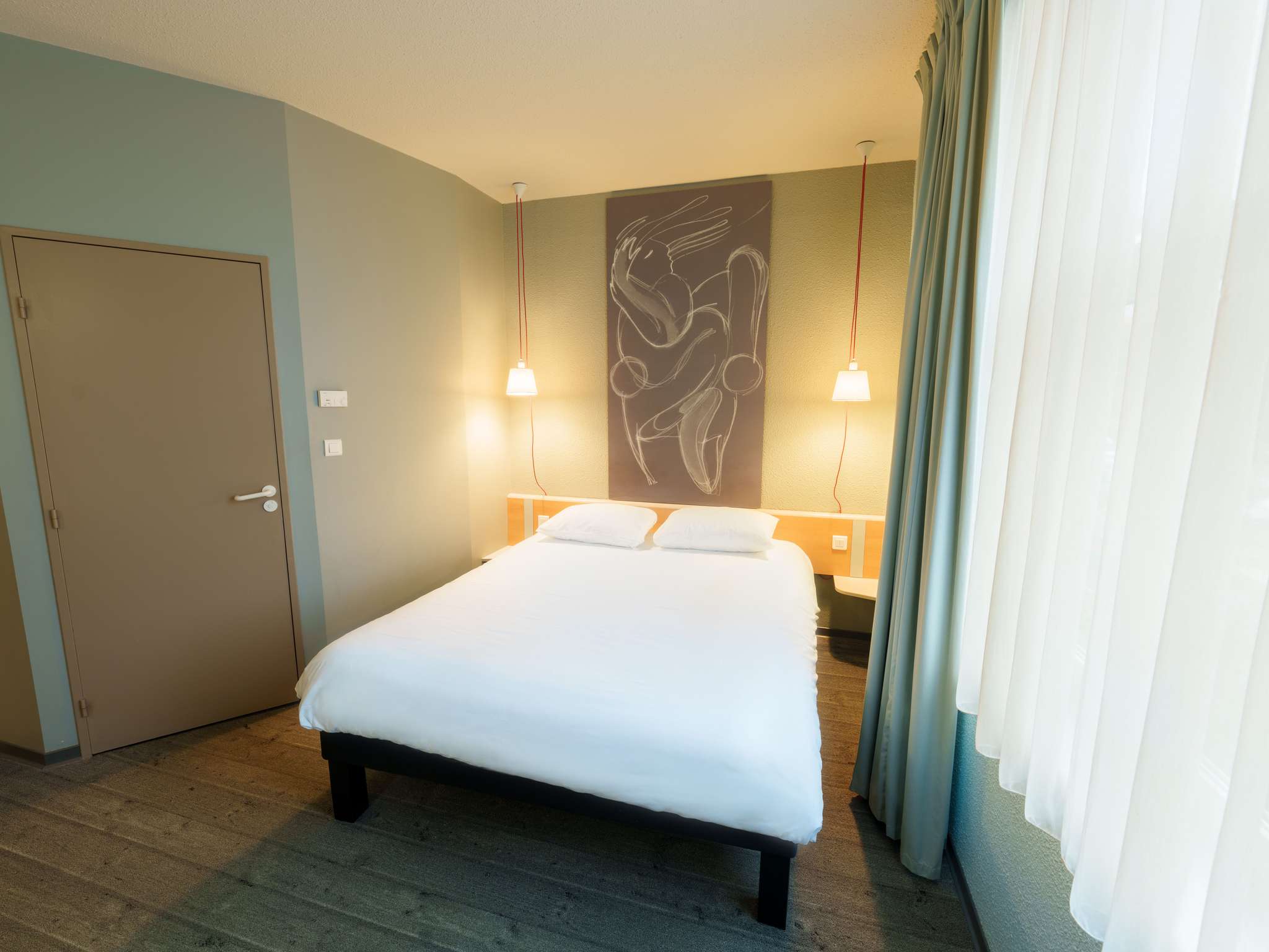 Foto - ibis Saint Quentin Basilique