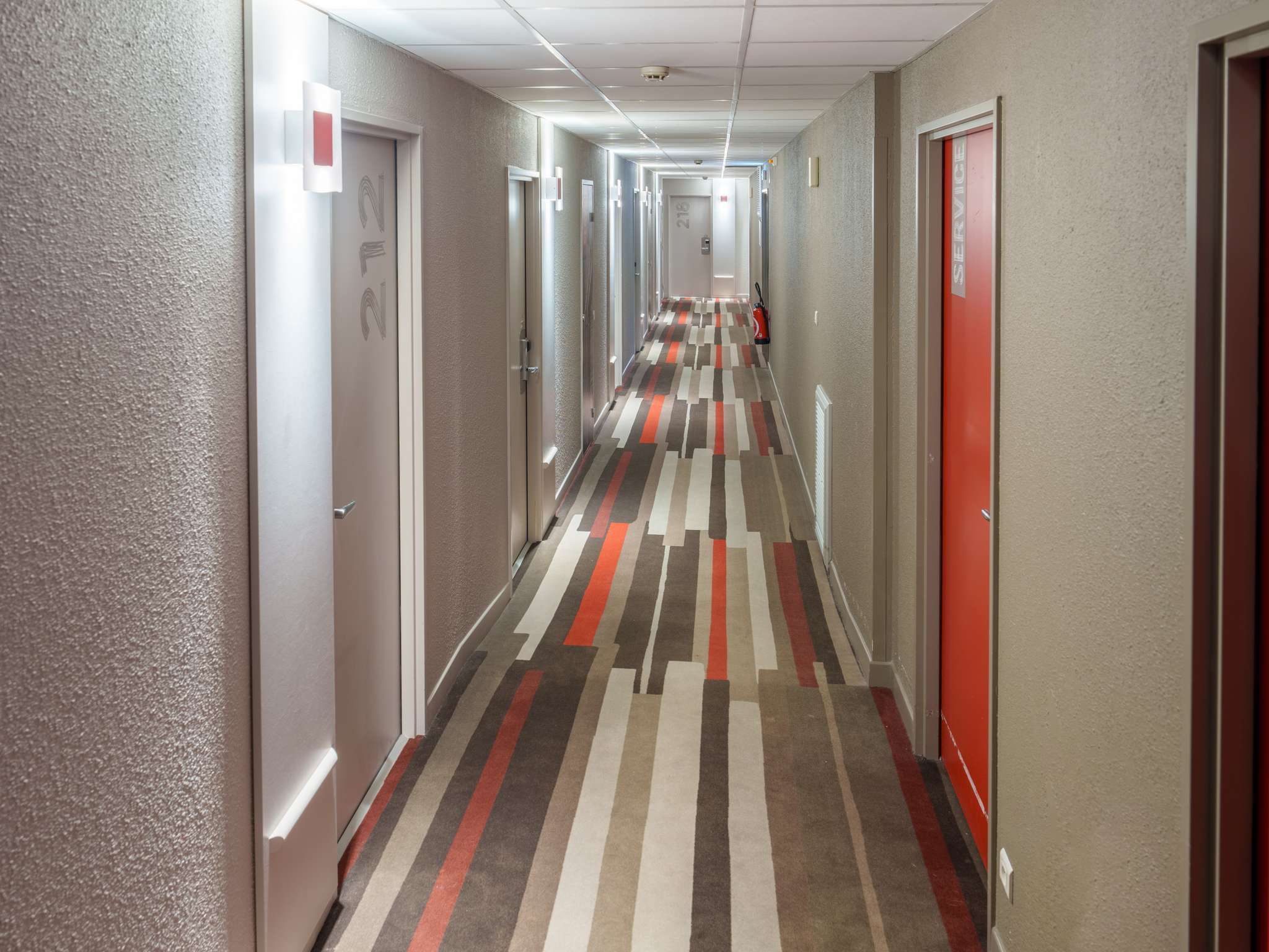 Foto - ibis Saint Quentin Basilique