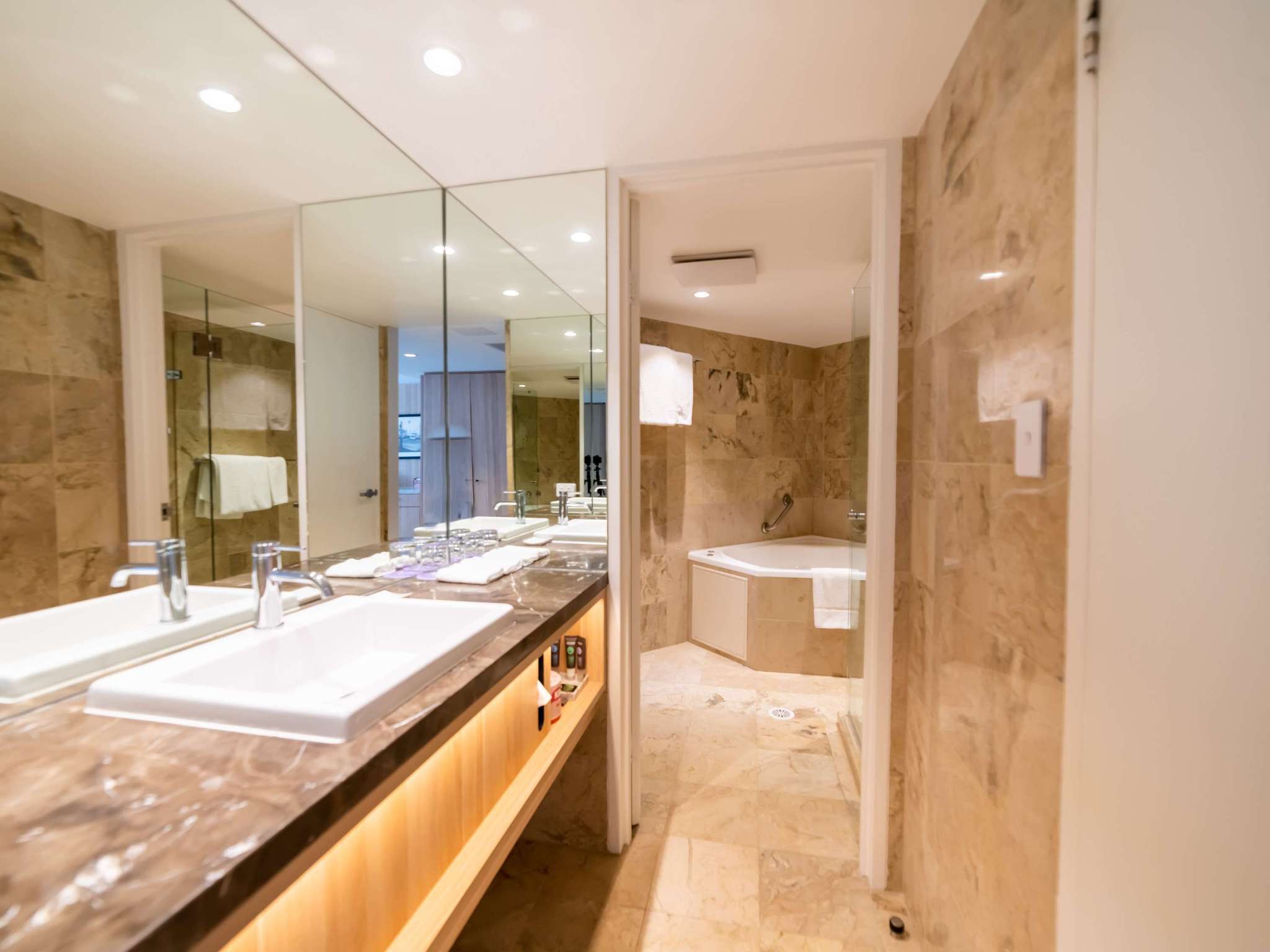 Photo - The Brighton Hotel Sydney - Mgallery Collection