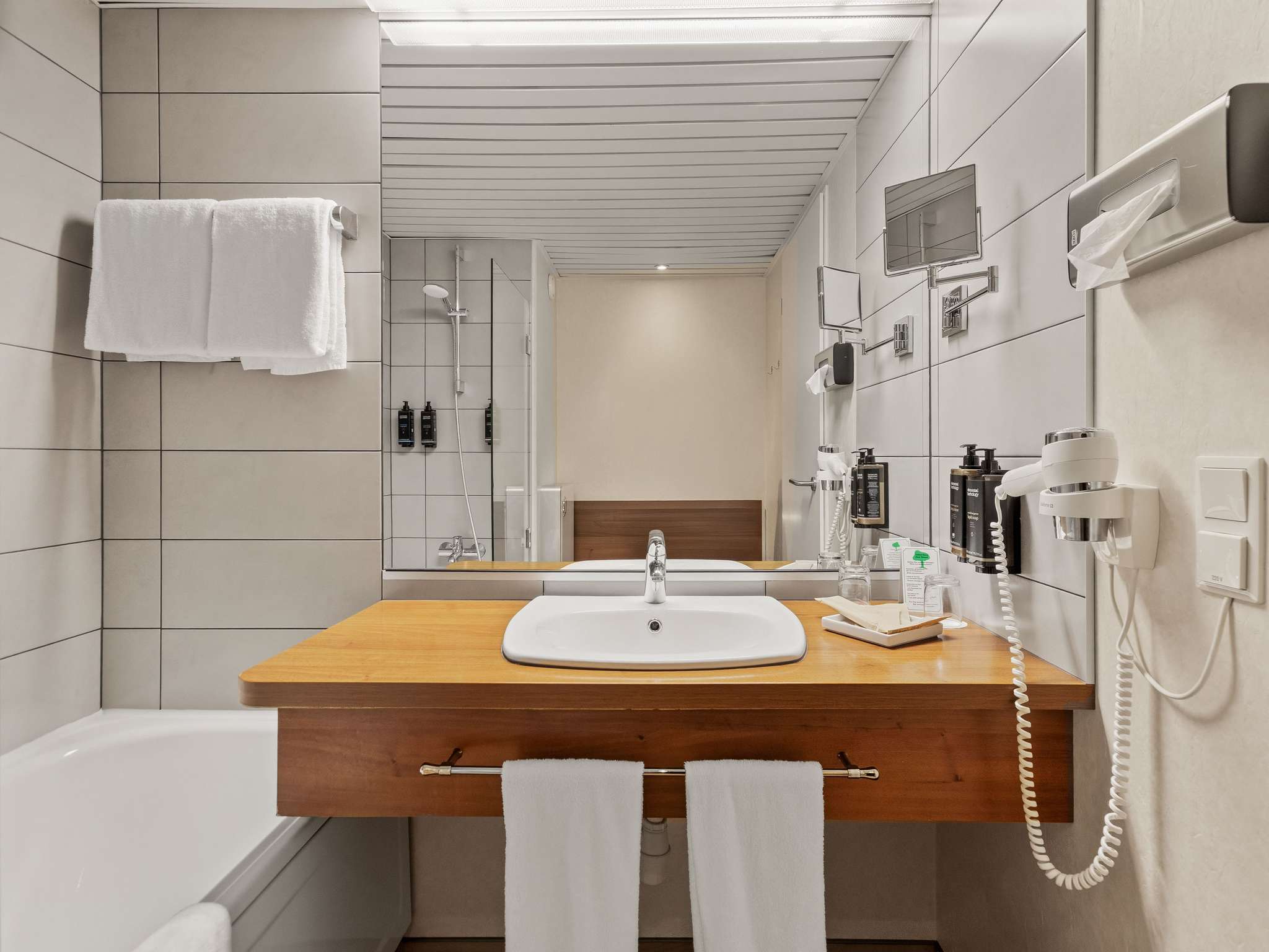 Foto - Mercure Hotel Hamburg am Volkspark