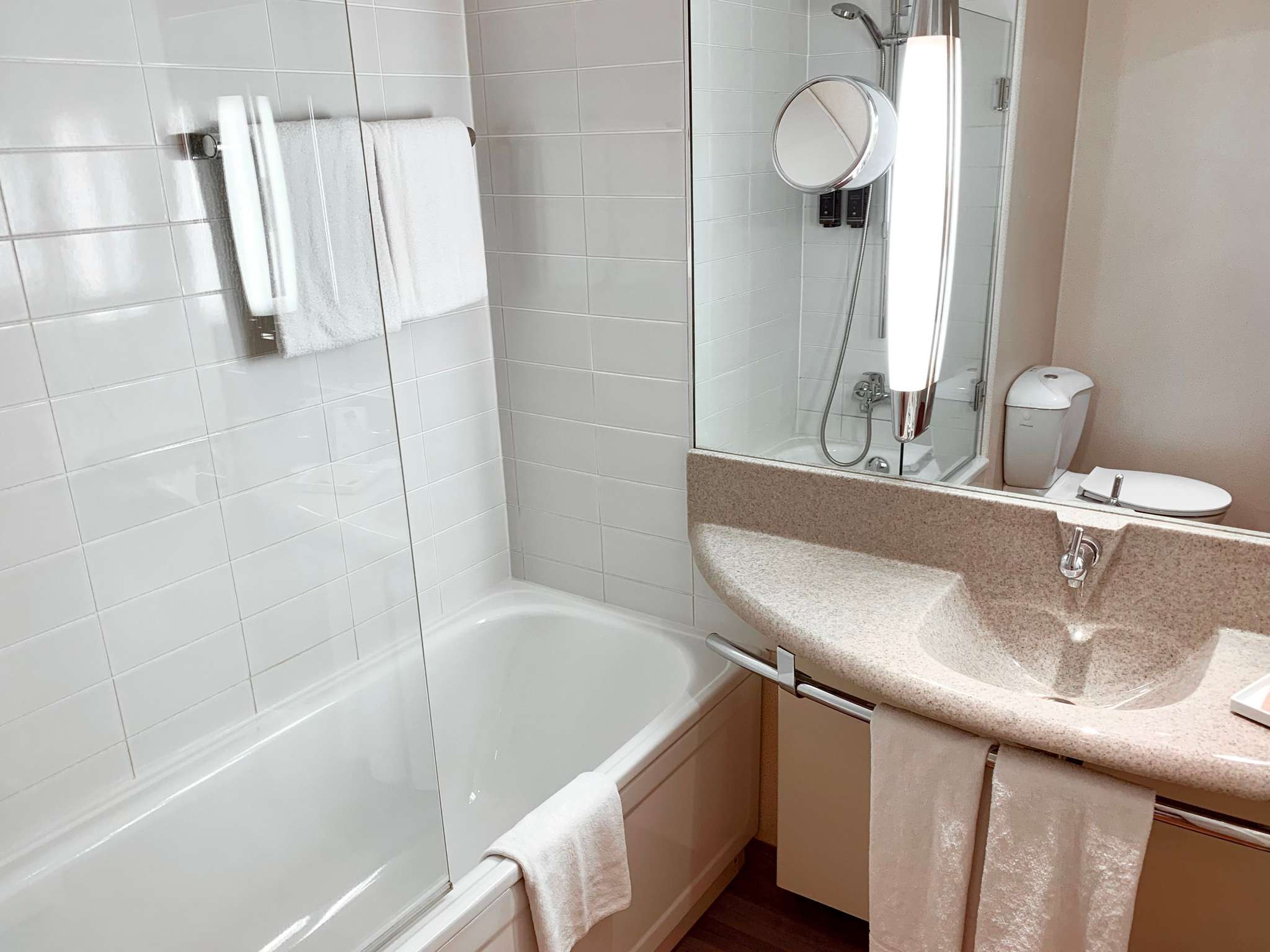 Foto - Mercure Hotel Hamburg am Volkspark